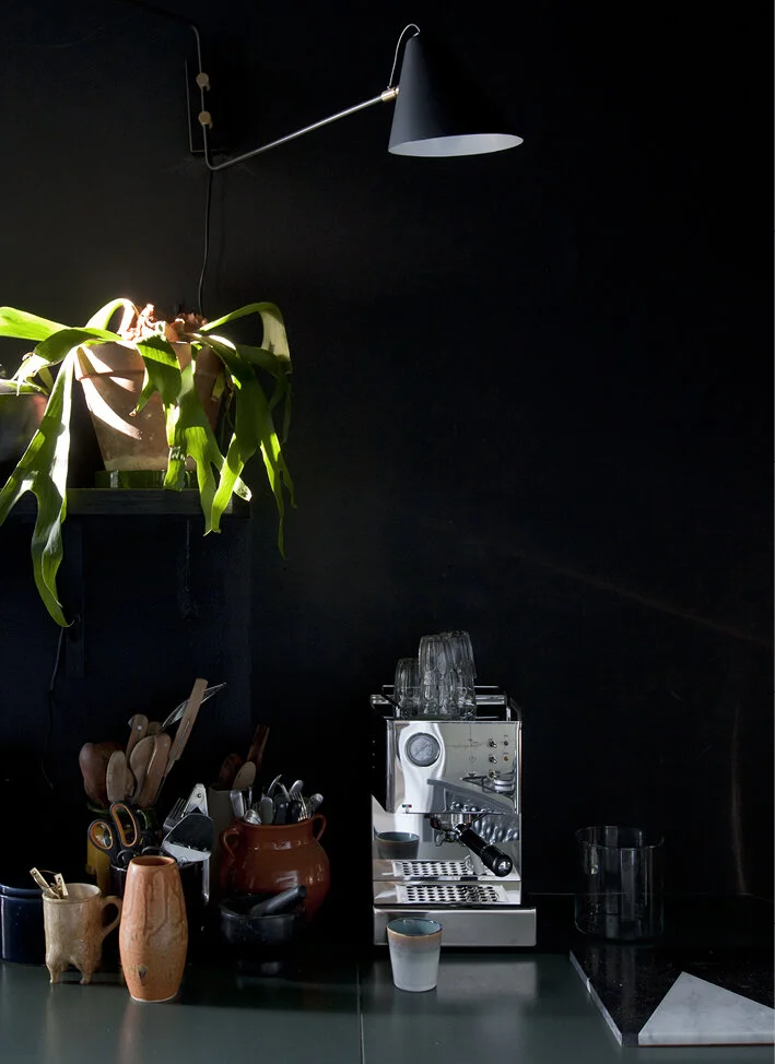 ESPRESSOMACHINE+INTERIOR+BLOG+FOOD+DRINKS+INTERIEUR+STYLING+FONQ+KOFFIEMACHINE+THEO-BERT+POT+-+.jpg