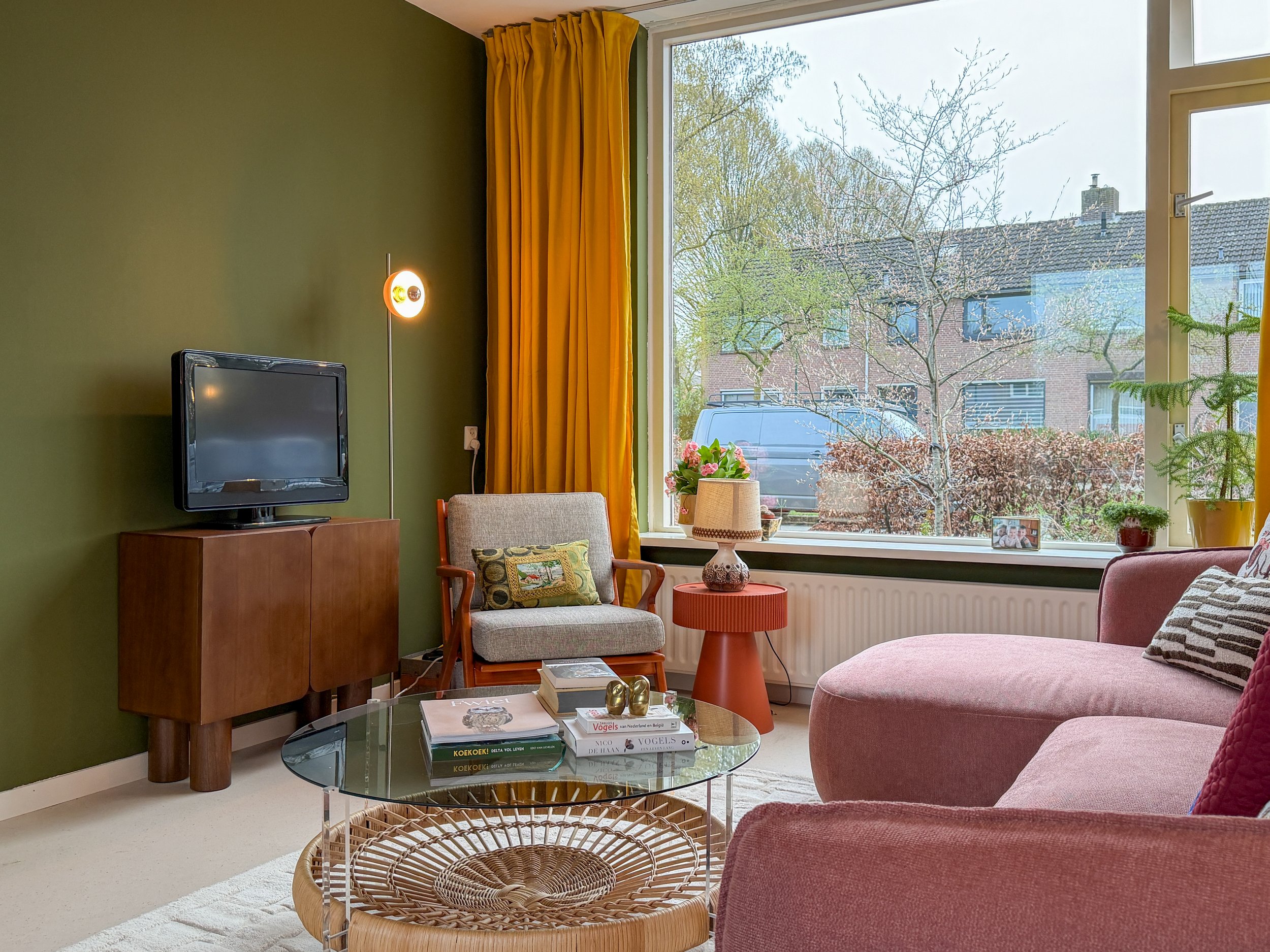 THEOBERTPOT_BB-HUISRAAD_GILZE-WOONKAMER_AFTER_10.jpg