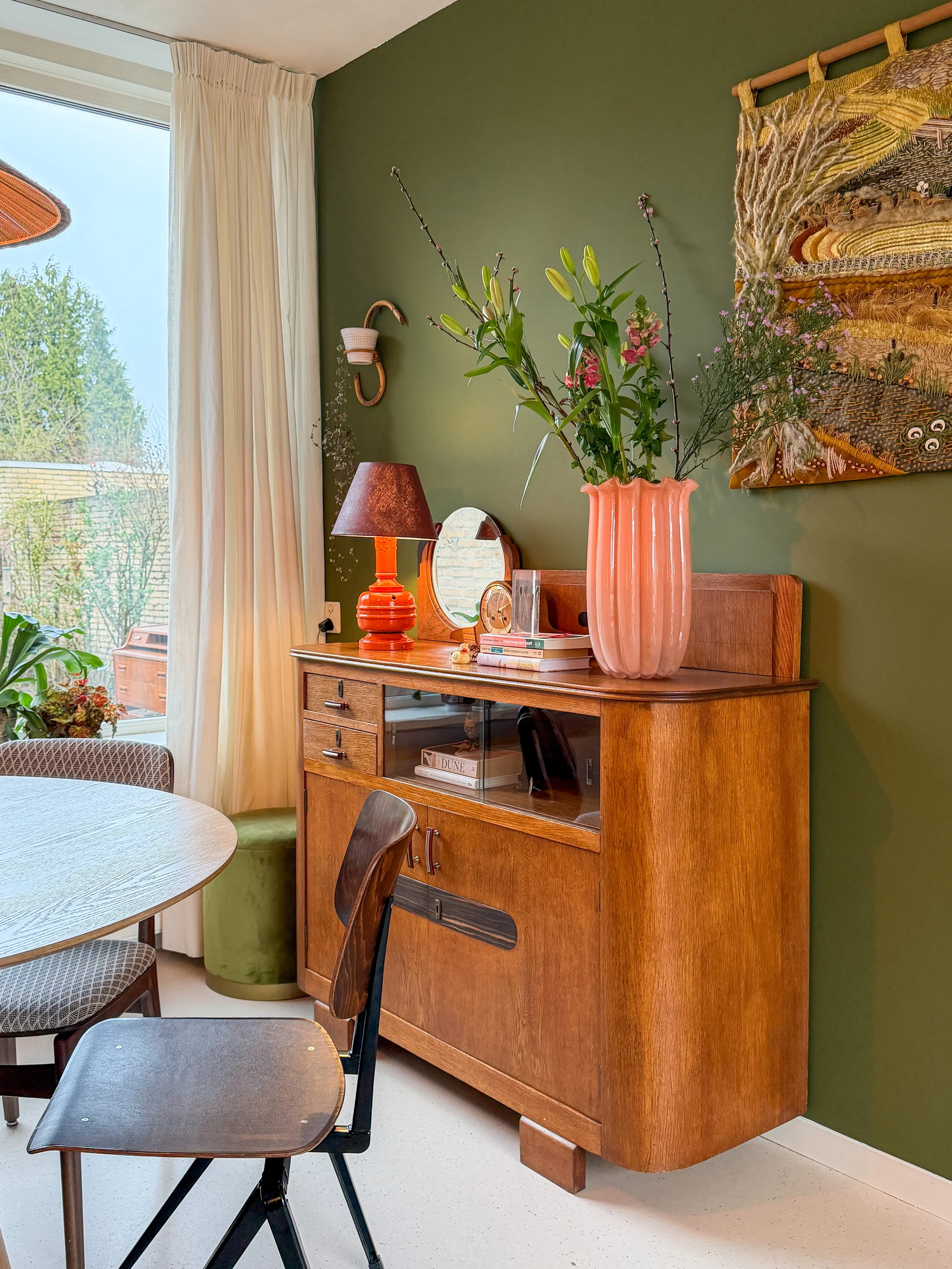 70's eclectische woonkamer