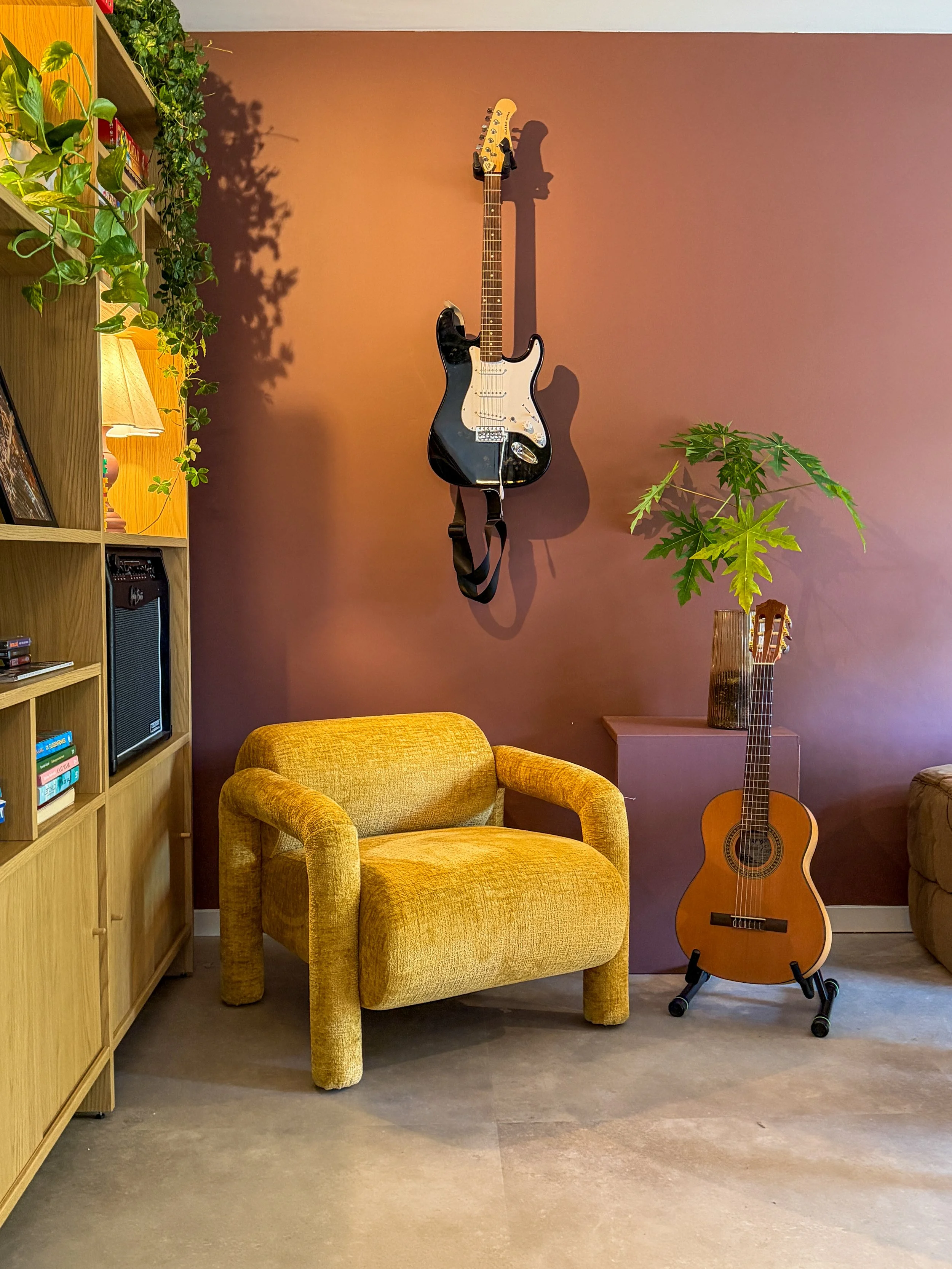 THEOBERTPOT_BINNENSTEBUITEN_HUISRAAD_HOUTEN-MULTIKAMER_-10.jpg