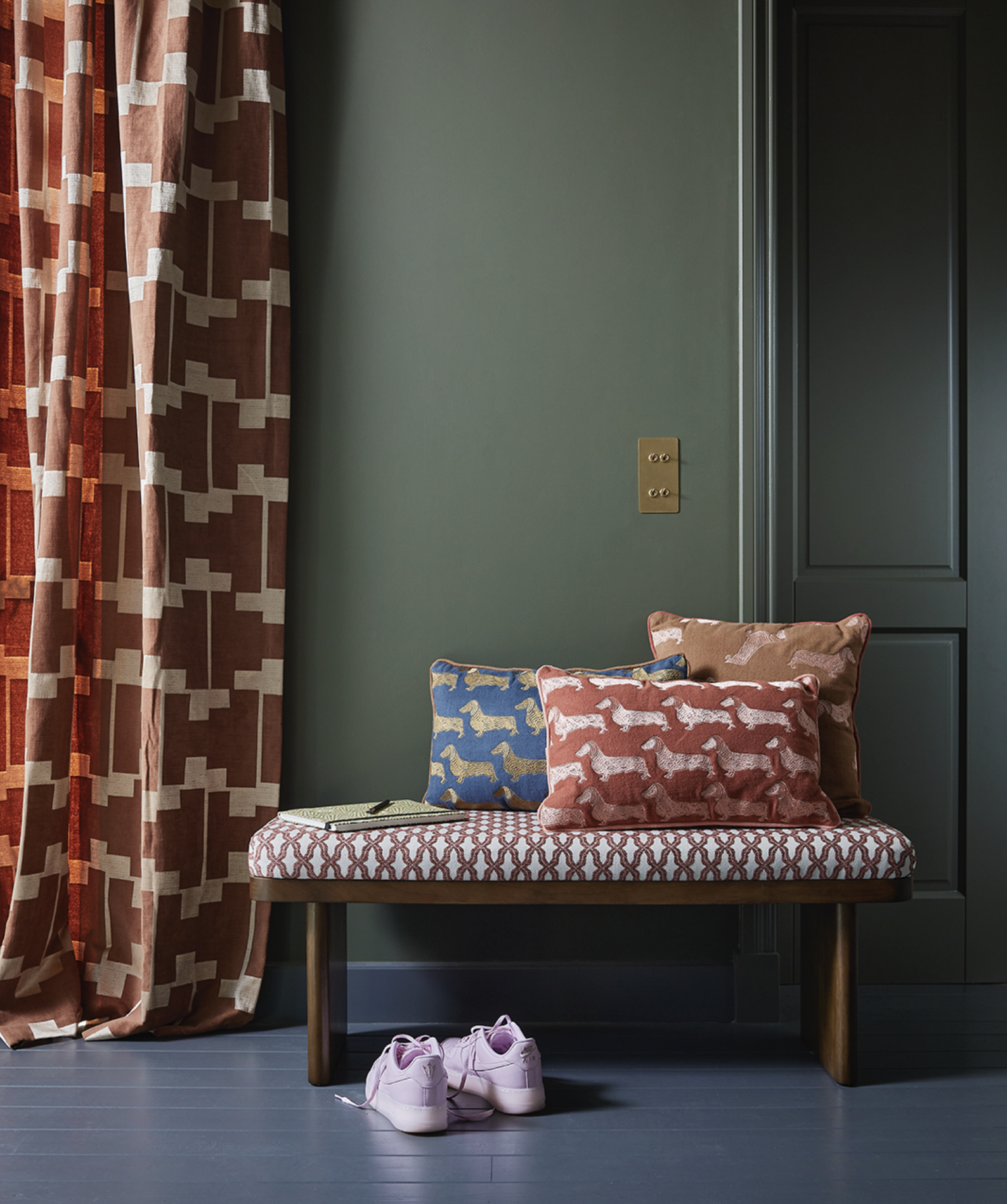THEO-BERT POT KARWEI LIMITED COLLECTIE INTERIEURSTYLING INTERIEUR ONTWERP 5.png