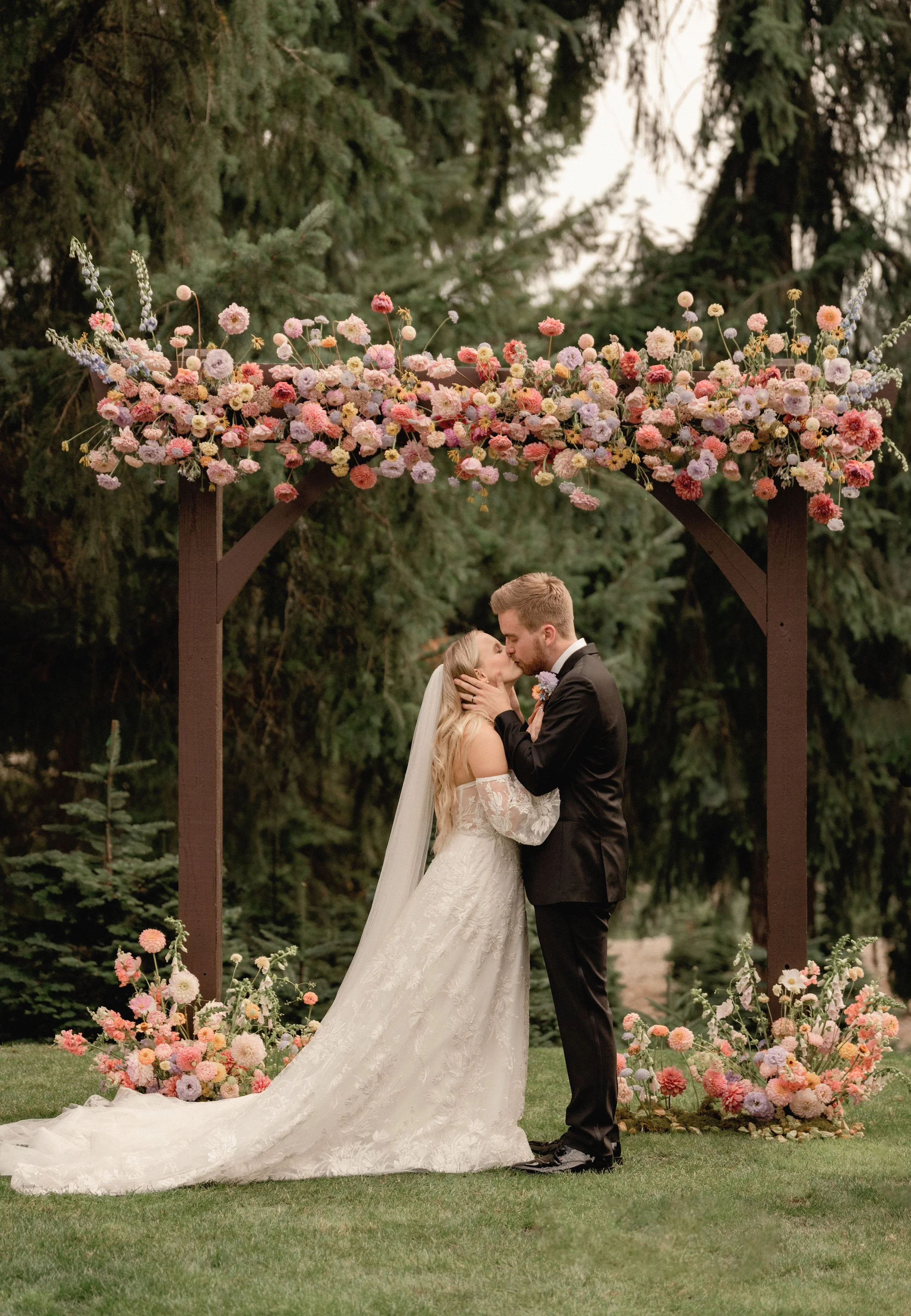 Magically Mauve and Pastel Wedding at Trinity Tree Farm, Issaquah, WA