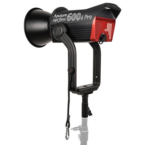 Aputure LS 600d 2.jpeg