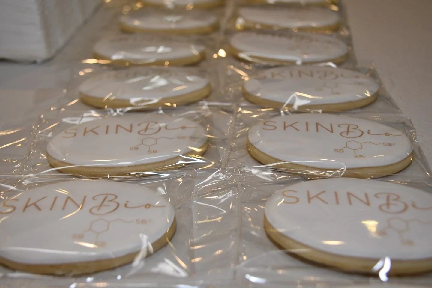 Q: What&rsquo;s the only treat sweeter than Halloween candy?🍬 
A: Skin Bio cookies!🍪 

#treatsnottricks #cookiemonster #logocookies #skinbio #medspa #calabasas