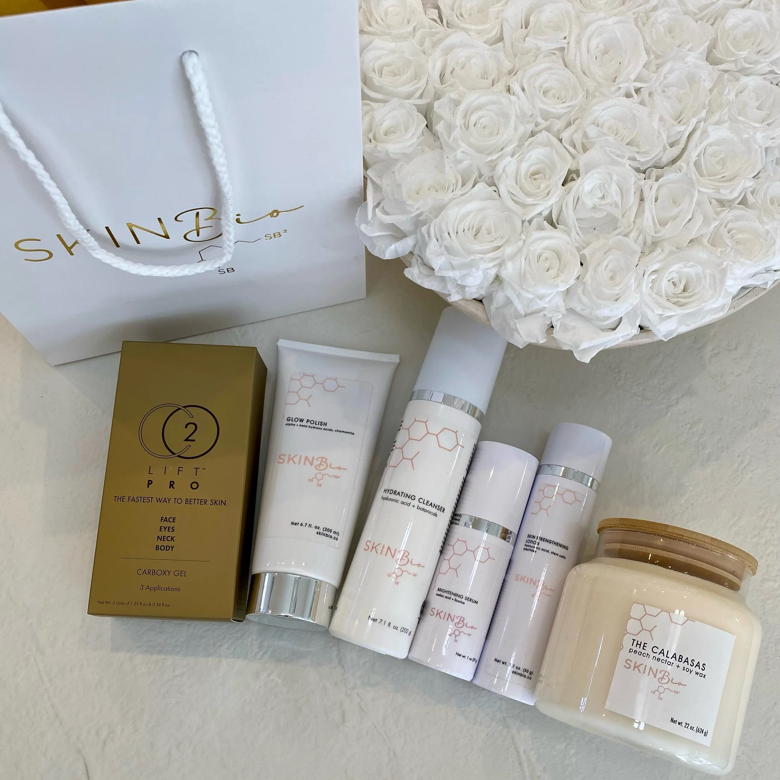 A little Mother&rsquo;s Day self-care.🤍

Our Mom Glow Up was created to help women feel refreshed, confident, and taken care of&mdash;because every mom deserves that.

✨ Diamond Glow Facial
✨ CO2 Lift Pro Carboxytherapy
✨ Botox (40 units)

Book all 