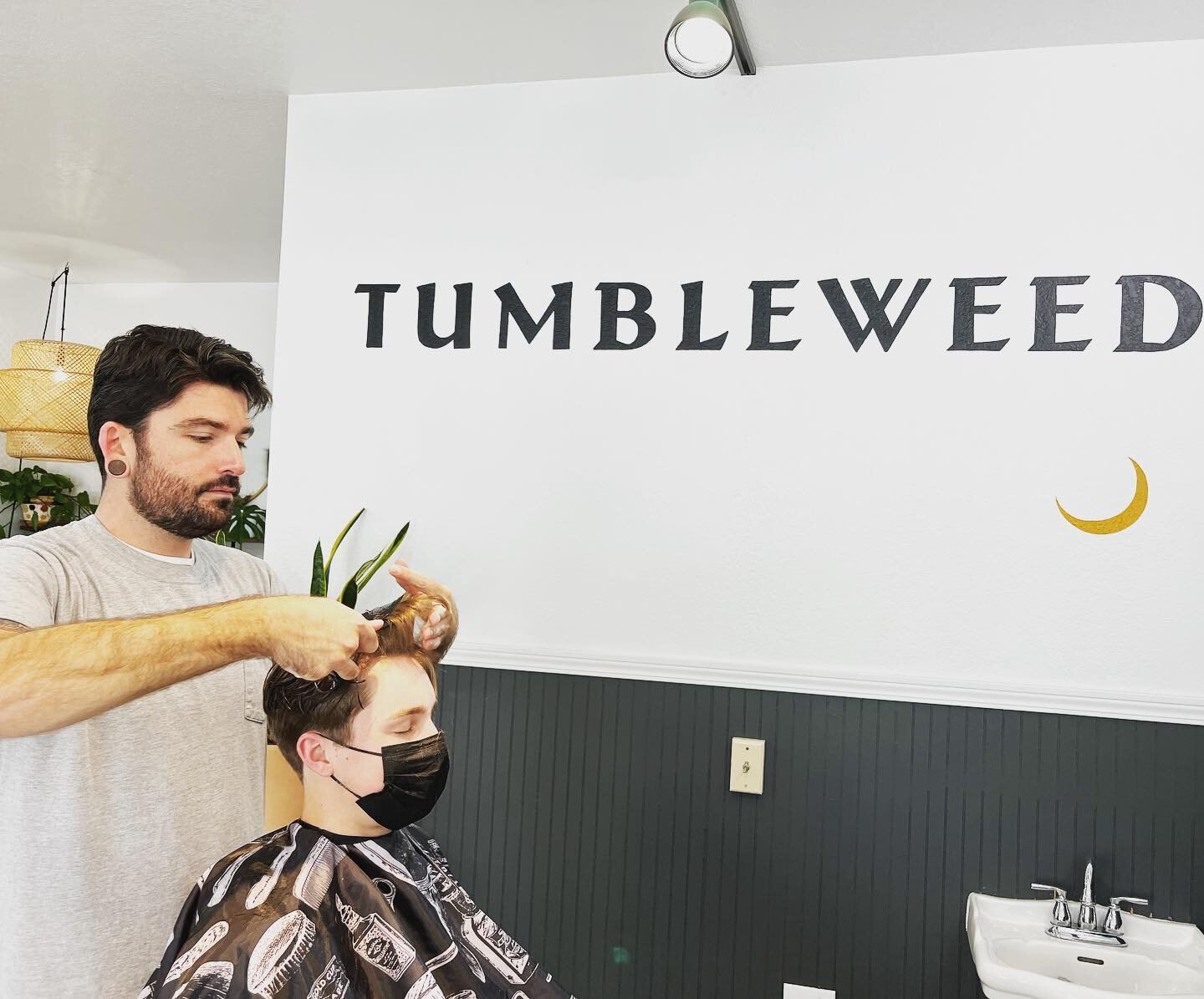 You like Andrew haircuts? He is booking up fast these days. If you would like to get cut by him he is currently booked out until mid September. Keep this in mind and pre-book to get your preferred time in and not get a case of the bummers.

#tumblewe