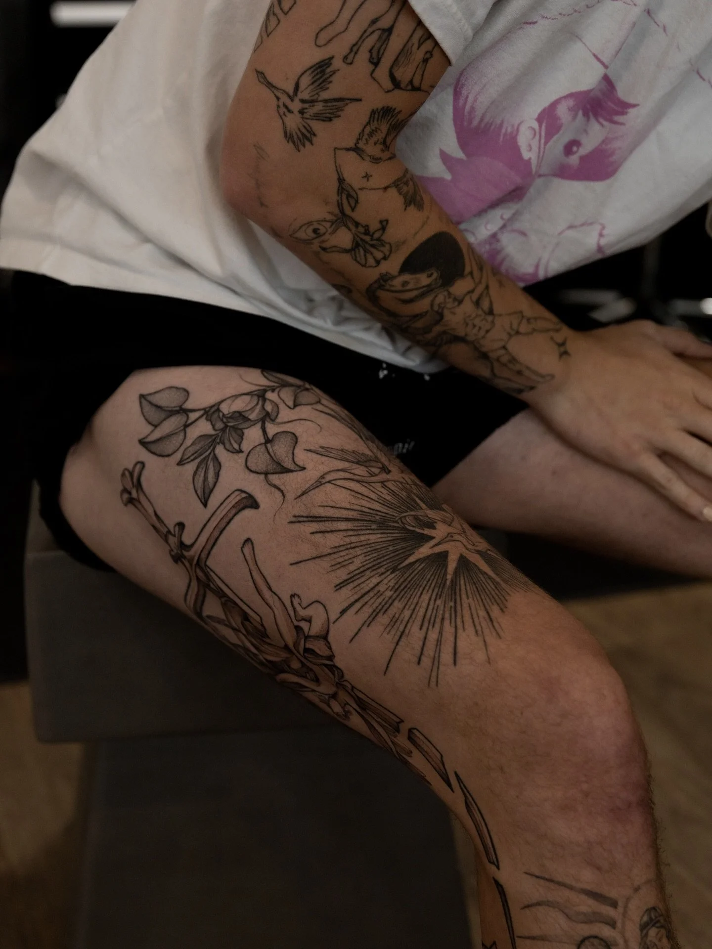 &ldquo;Living Poetry&rdquo; leg for my dear friend @rgabrielwilson ! The closest person to a &ldquo;muse&rdquo; I&rsquo;ve ever had. He trusted me with my first arm sleeve over 5 years ago and we have been working together ever since. His inspiration