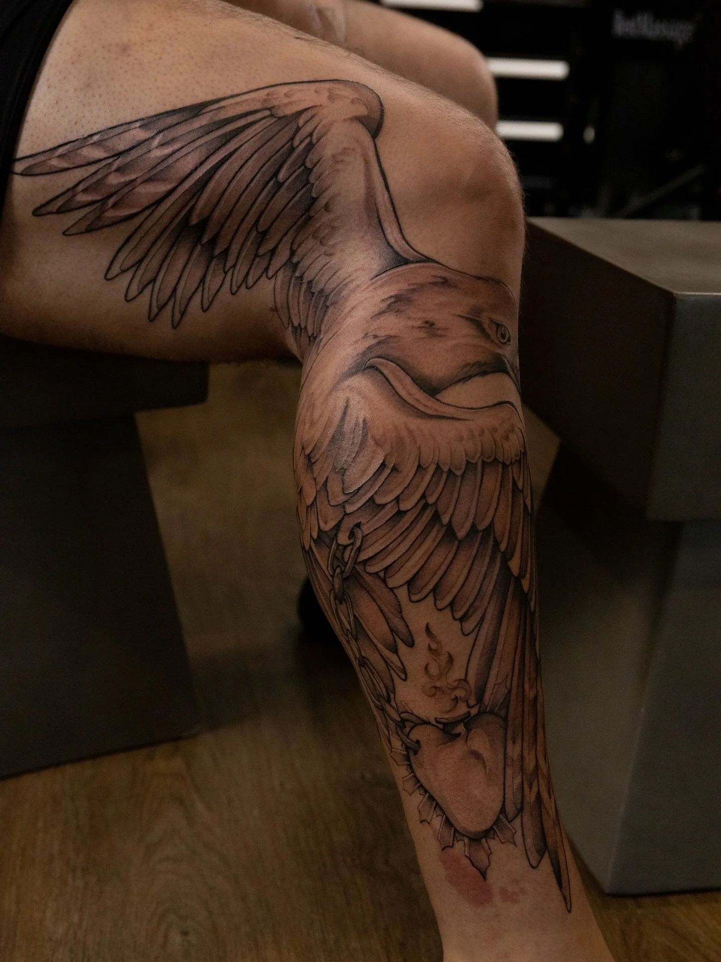 Sacred Peregrine ❣️

Thank you @ryanthomasb13 @ryan_rado for creating a space for us to show our art @therockwallgallery. I&rsquo;m so grateful to have been included among this phenomenal group of artists. Swipe to the end to see the painting 🖼️ 

A