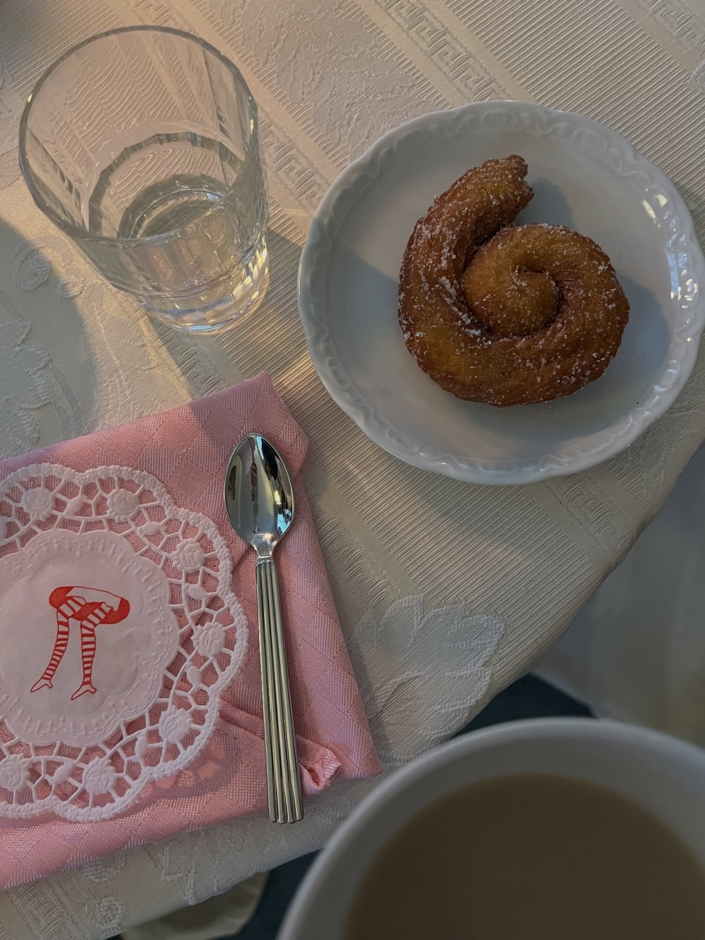 @bringstothetable + @tete.tetaa 🍮🫖