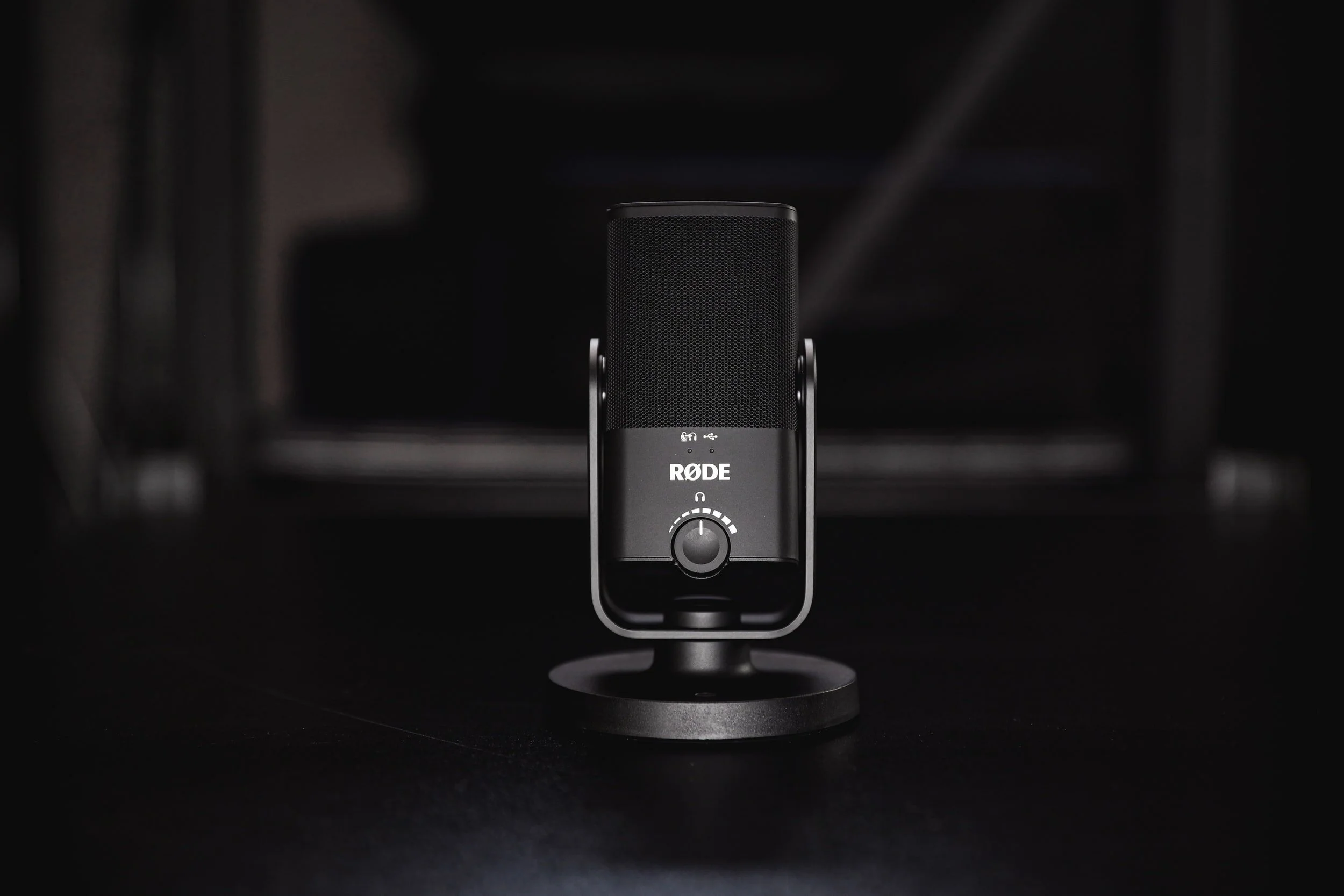 Listen in to It's PR Darlings podcast trailer