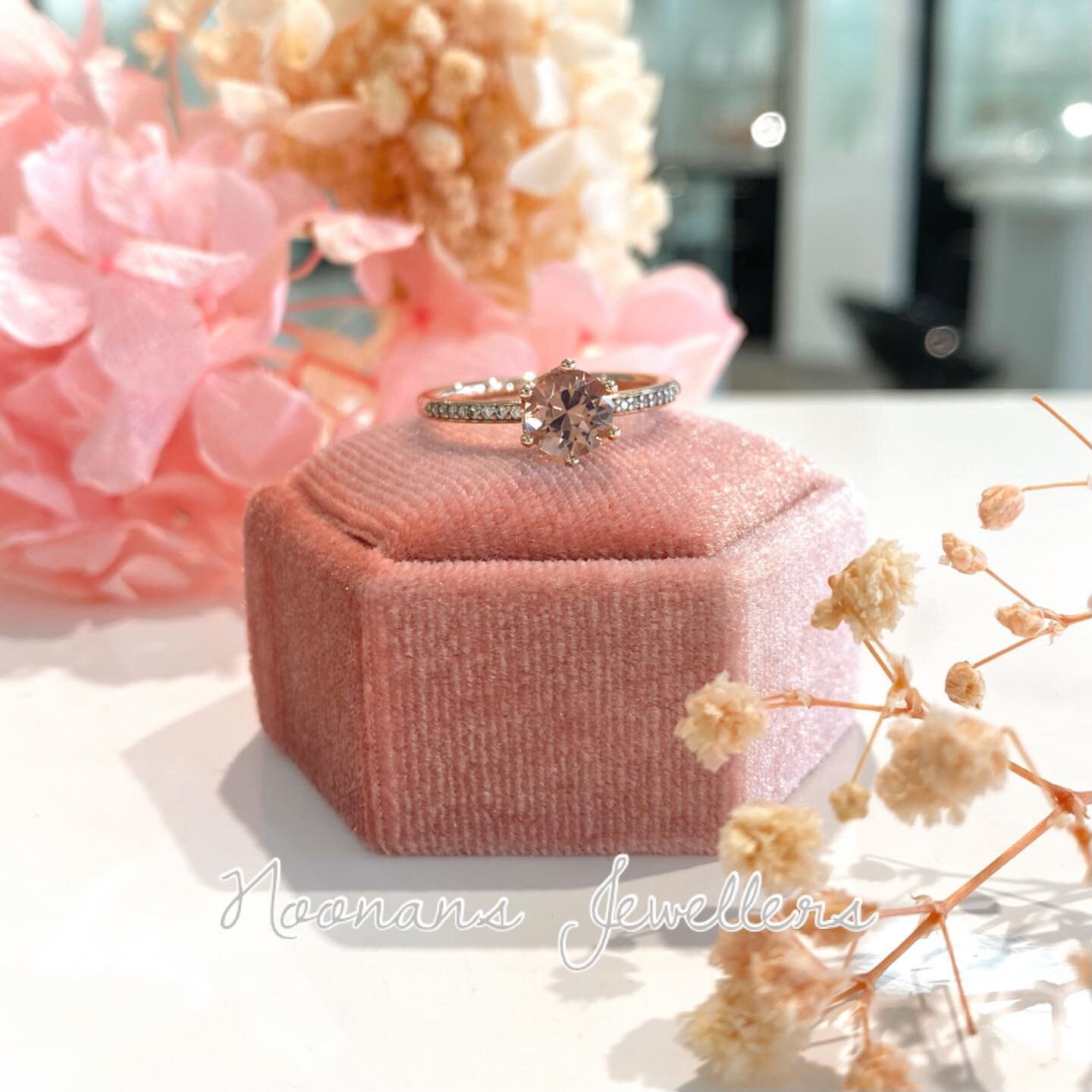 Elevate your everyday look with some stunning Pandora Rose! 🌸💖

&bull;
#jewelry #jewellery #australianjeweller #smallbusiness #australiansmallbusiness #shopsmall #shoplocal #pandora #pandoraring #pandorarose #rosegold #rosegoldring #fashioninspo #b