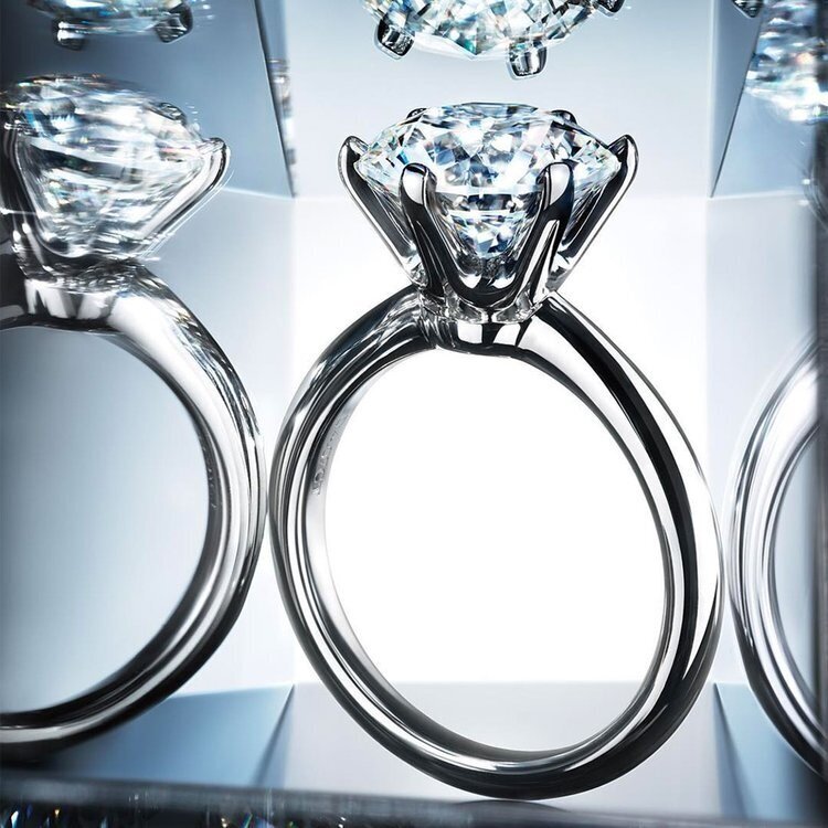 Guide To Finding The Perfect Engagement Ring | Chupi
