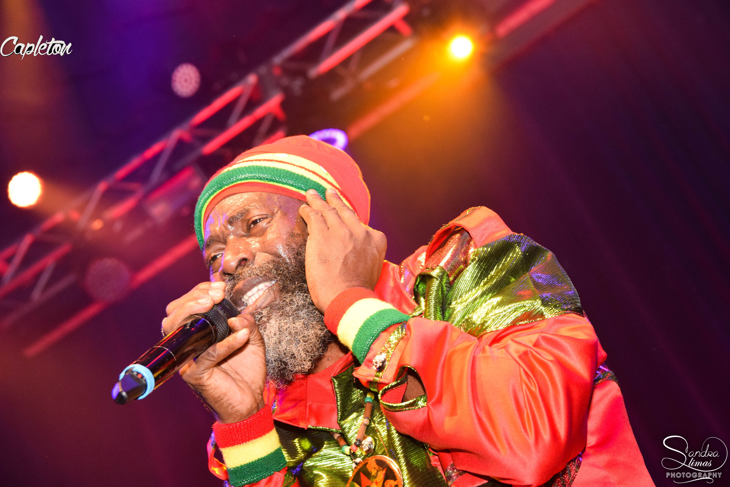 CAPLTON LIVE AT HOWARD THEATER