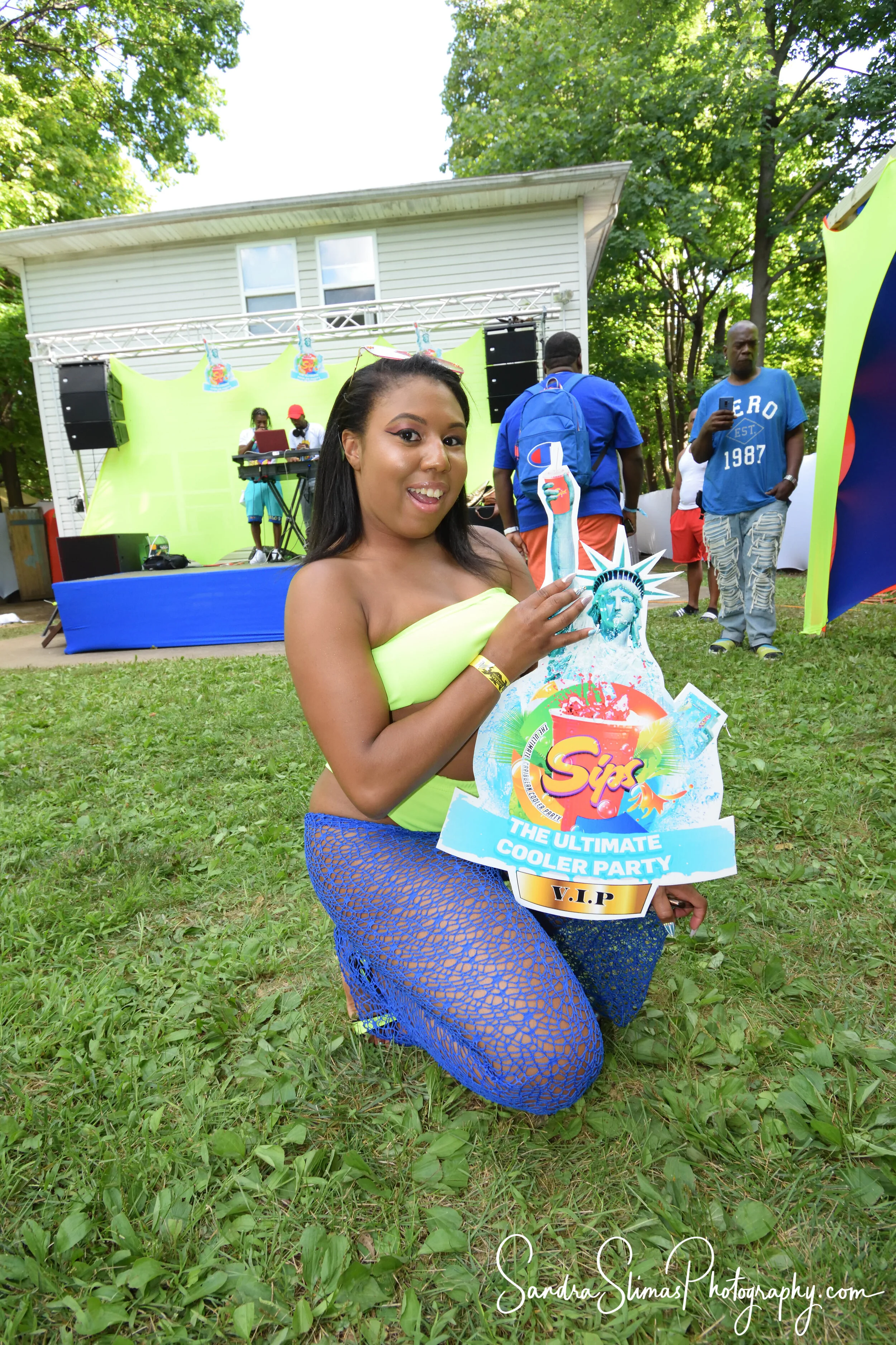DSC_0233_00001.jpg