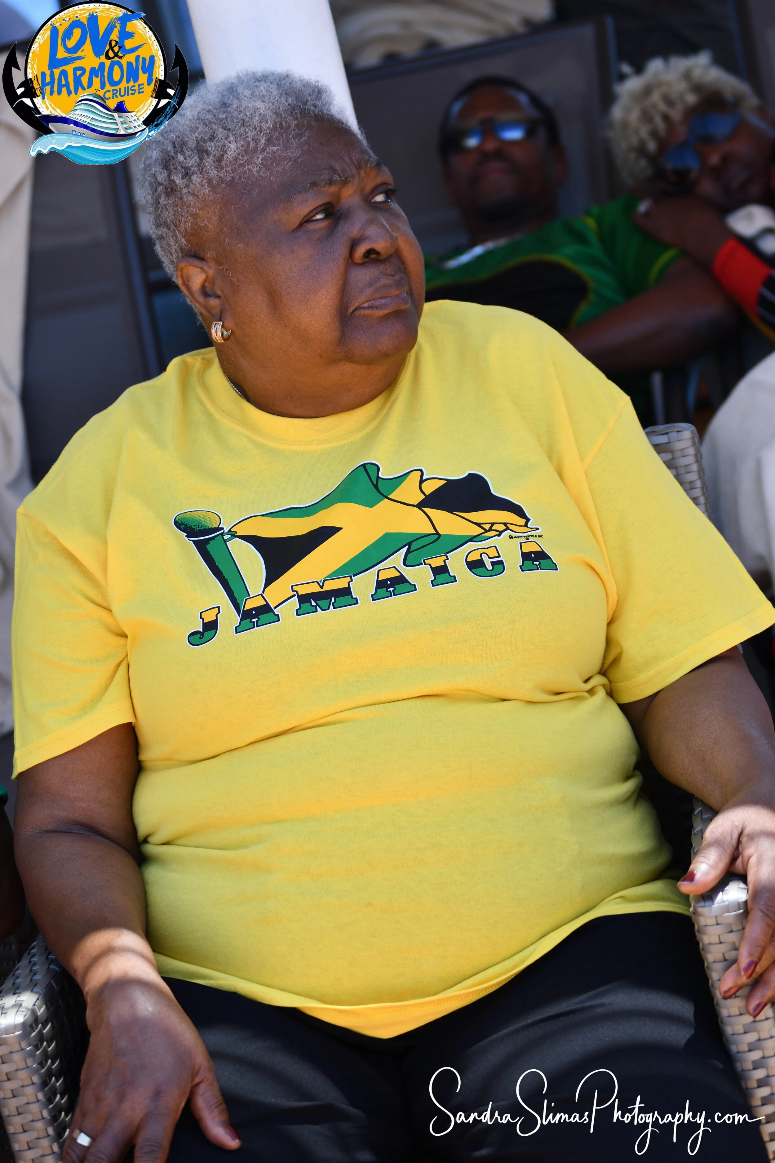 DSC_8563_00001.jpg
