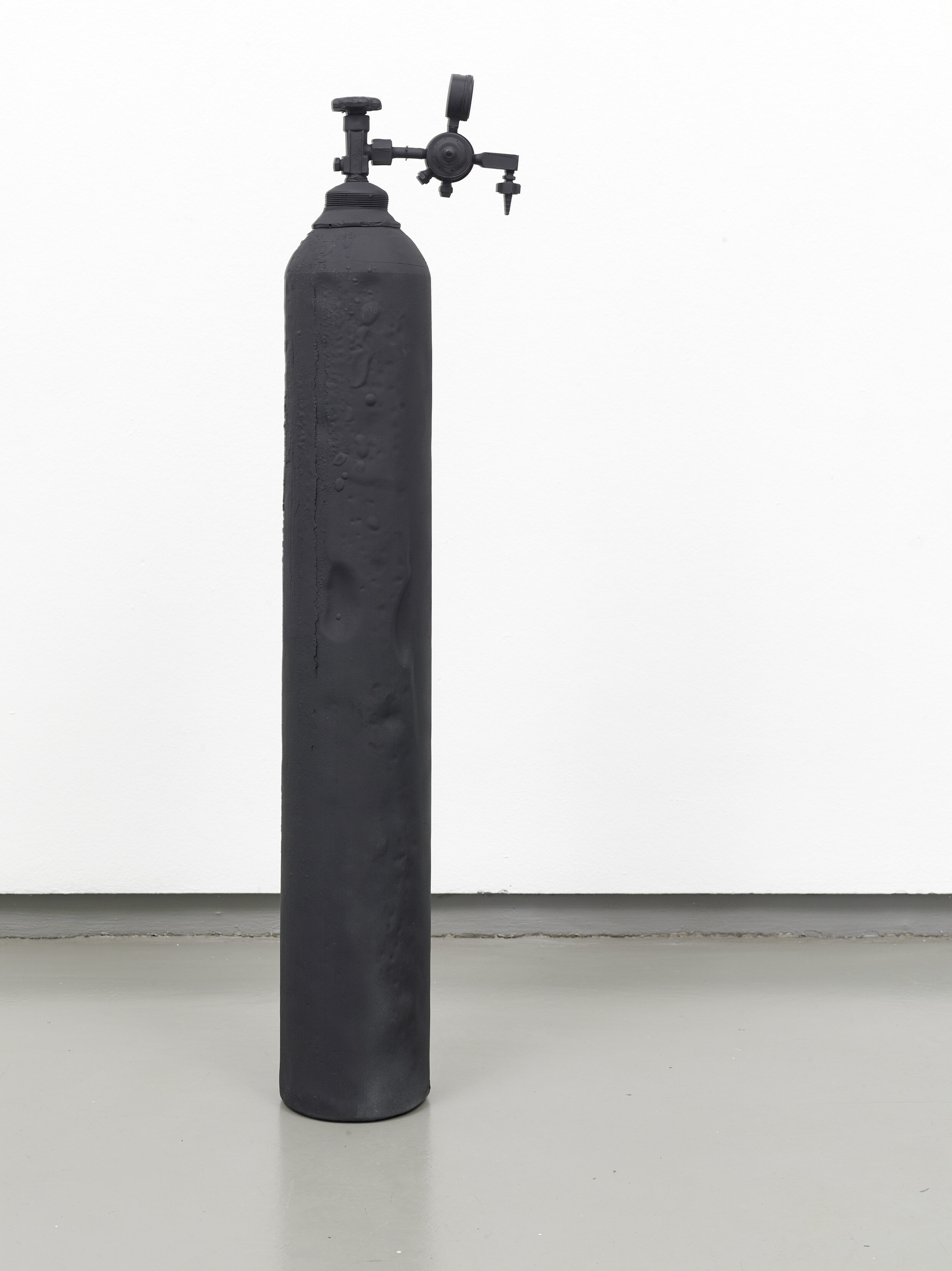  Untitled, 2015, Polyurethane and enamel, 50 x 21 x 7 inches. 