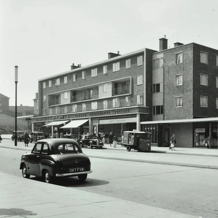 At Home on the Hill
Do you live, or have you lived in Harold Hill?
Would you be interested in sharing your stories and experiences of home on the Hill?
Local heritage researcher Jade Hunter is leading a project, launching soon on Saturdays at Haverin