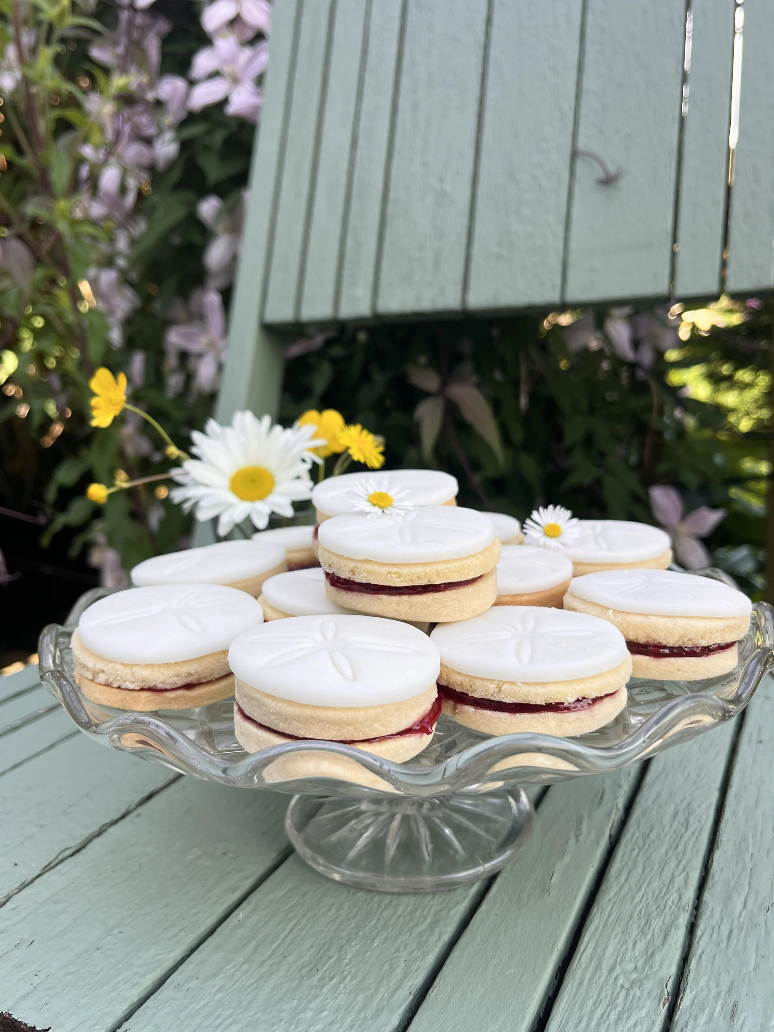 GROW empire biscuits