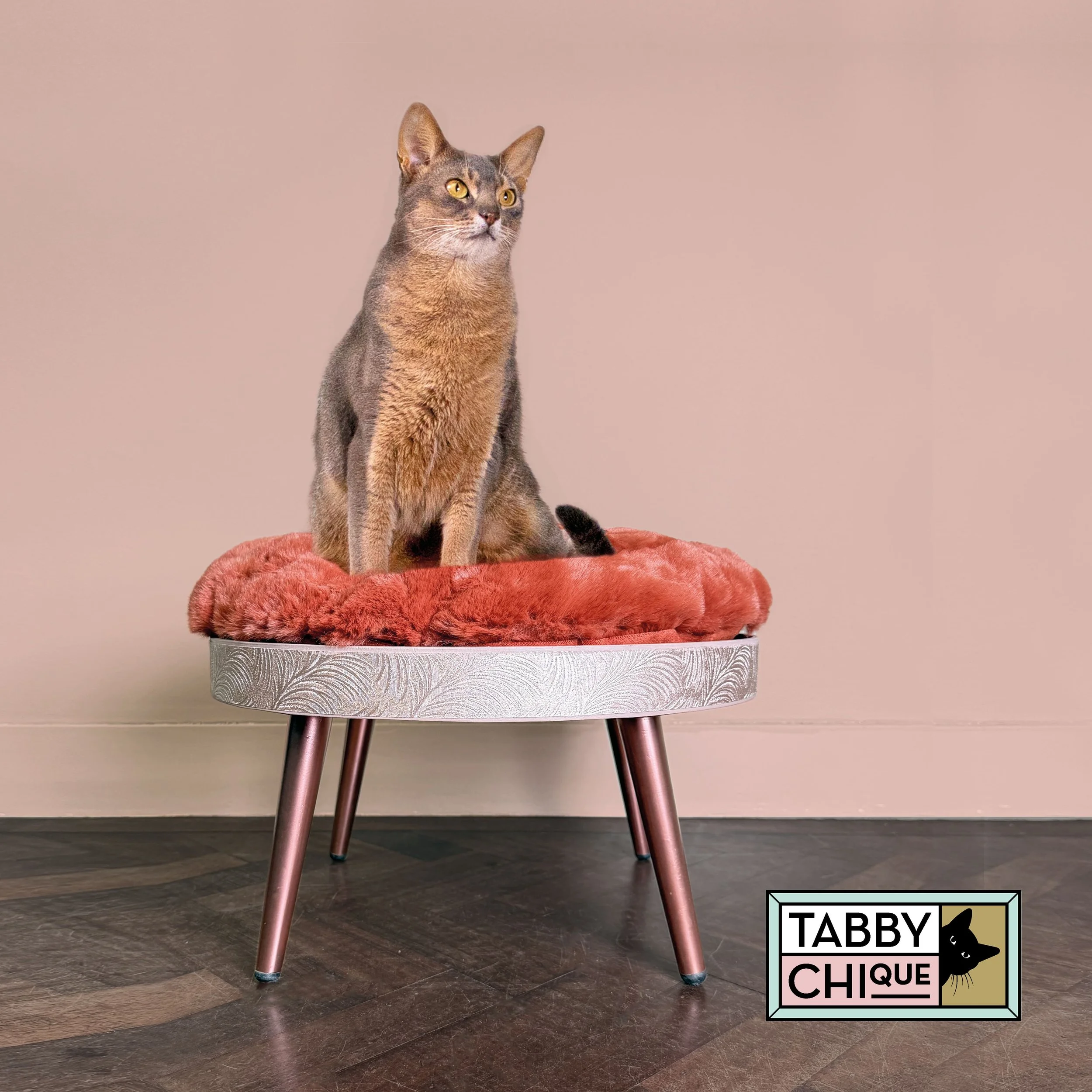 Kattenmand copper poef_.jpg