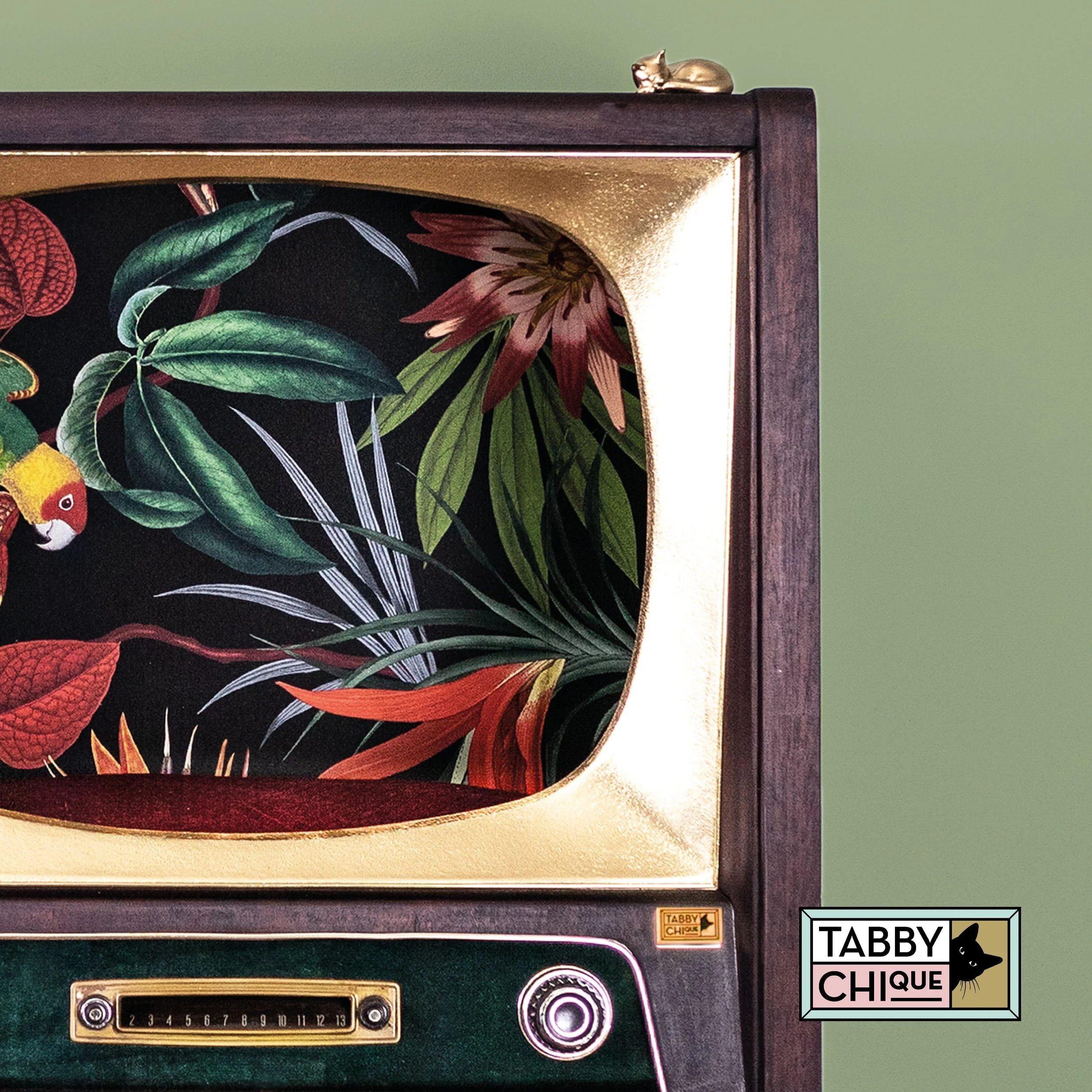 VINTAGE TV