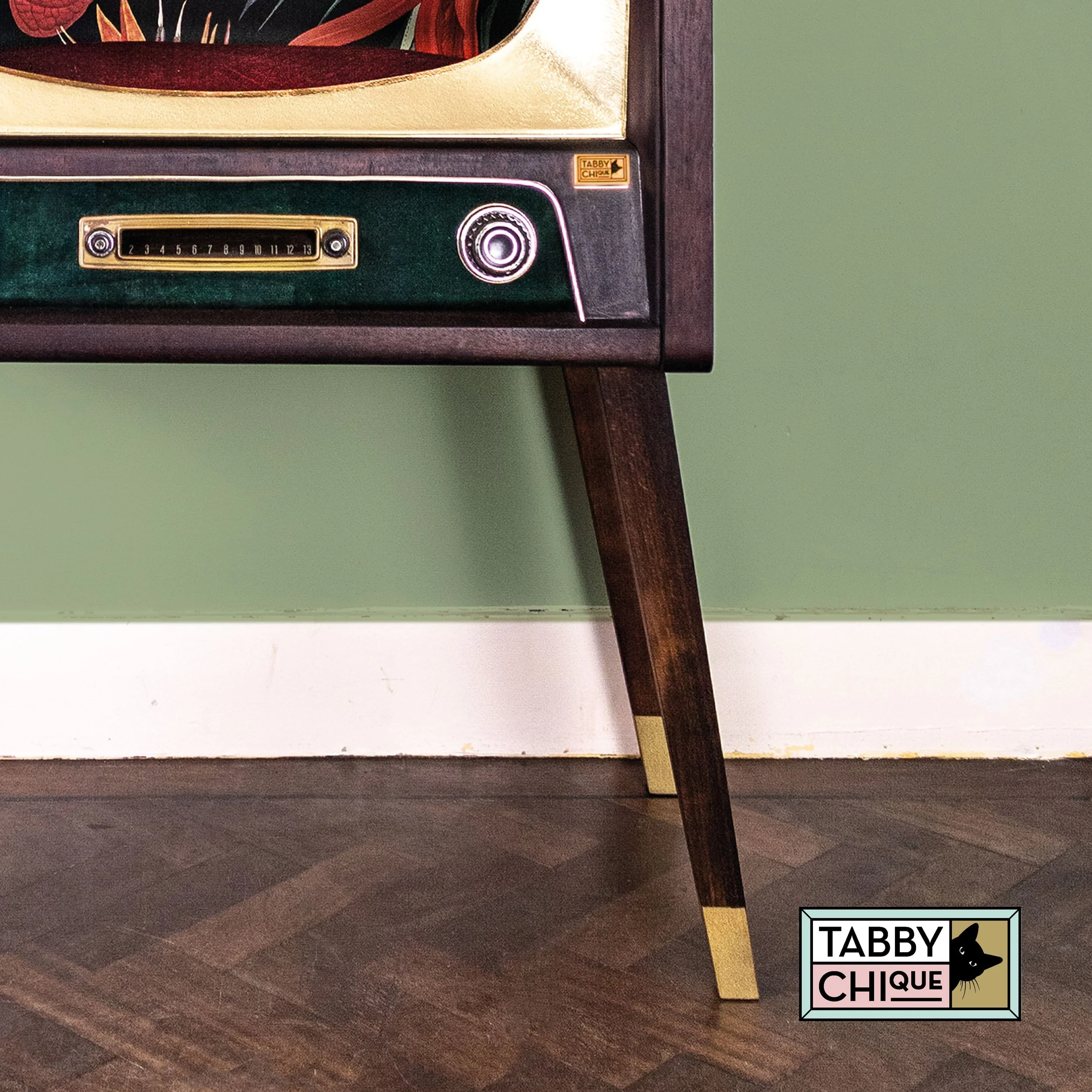 VINTAGE TV