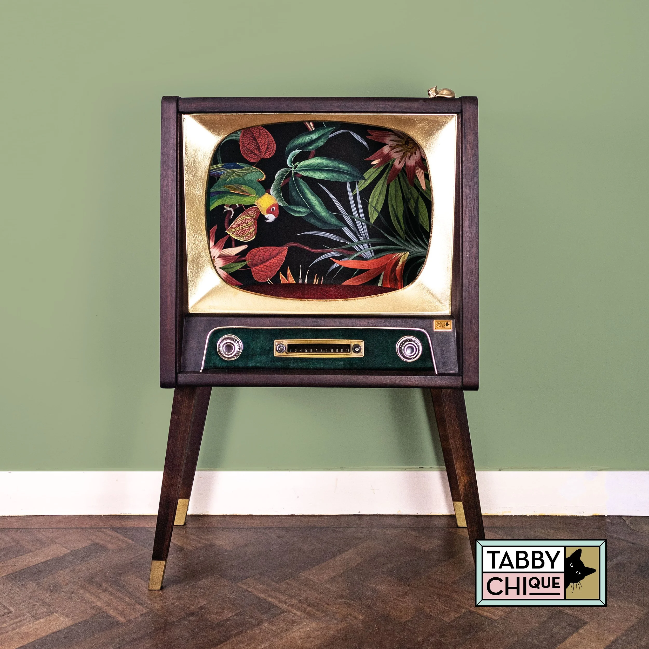 VINTAGE TV