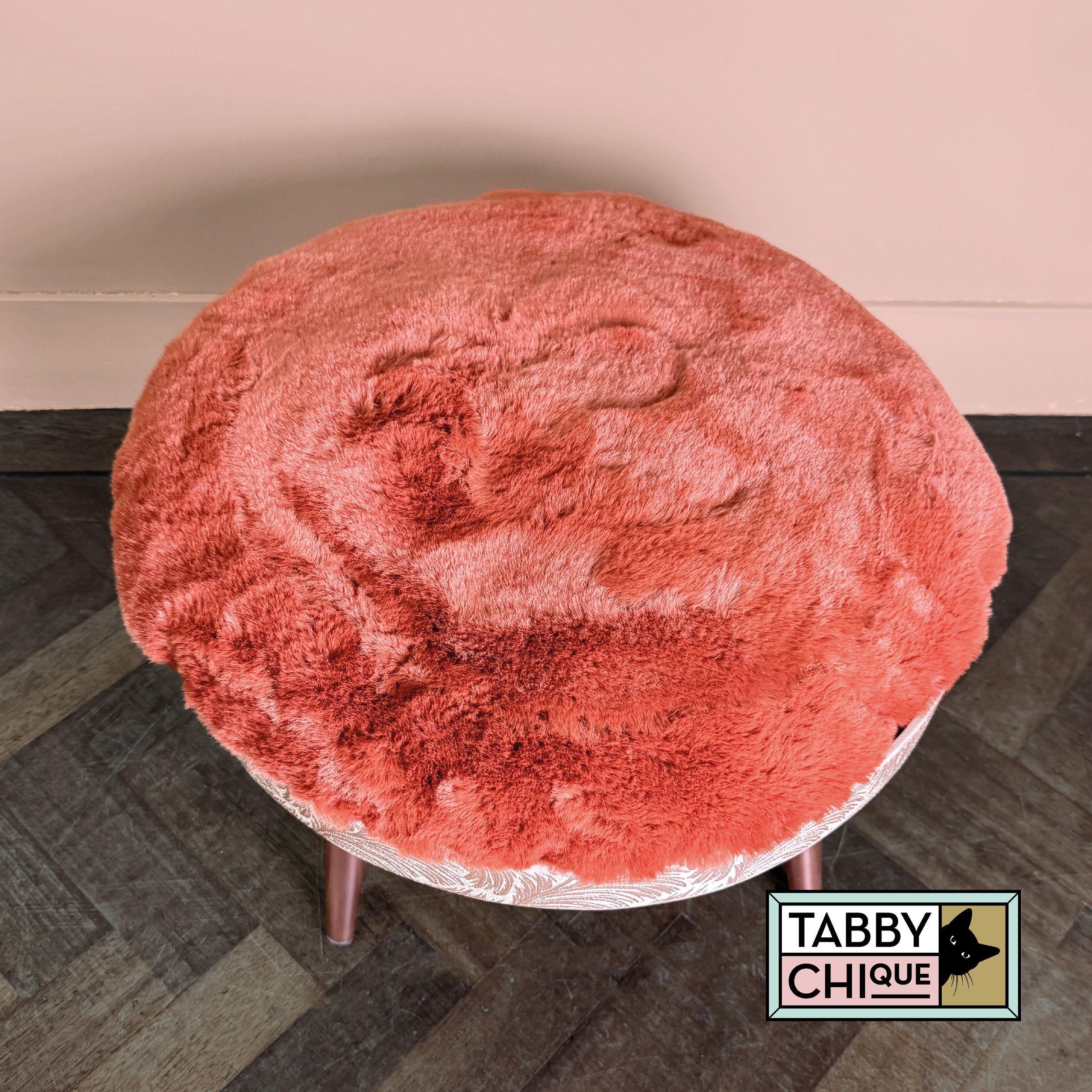 Kattenmand copper poef_3.jpg