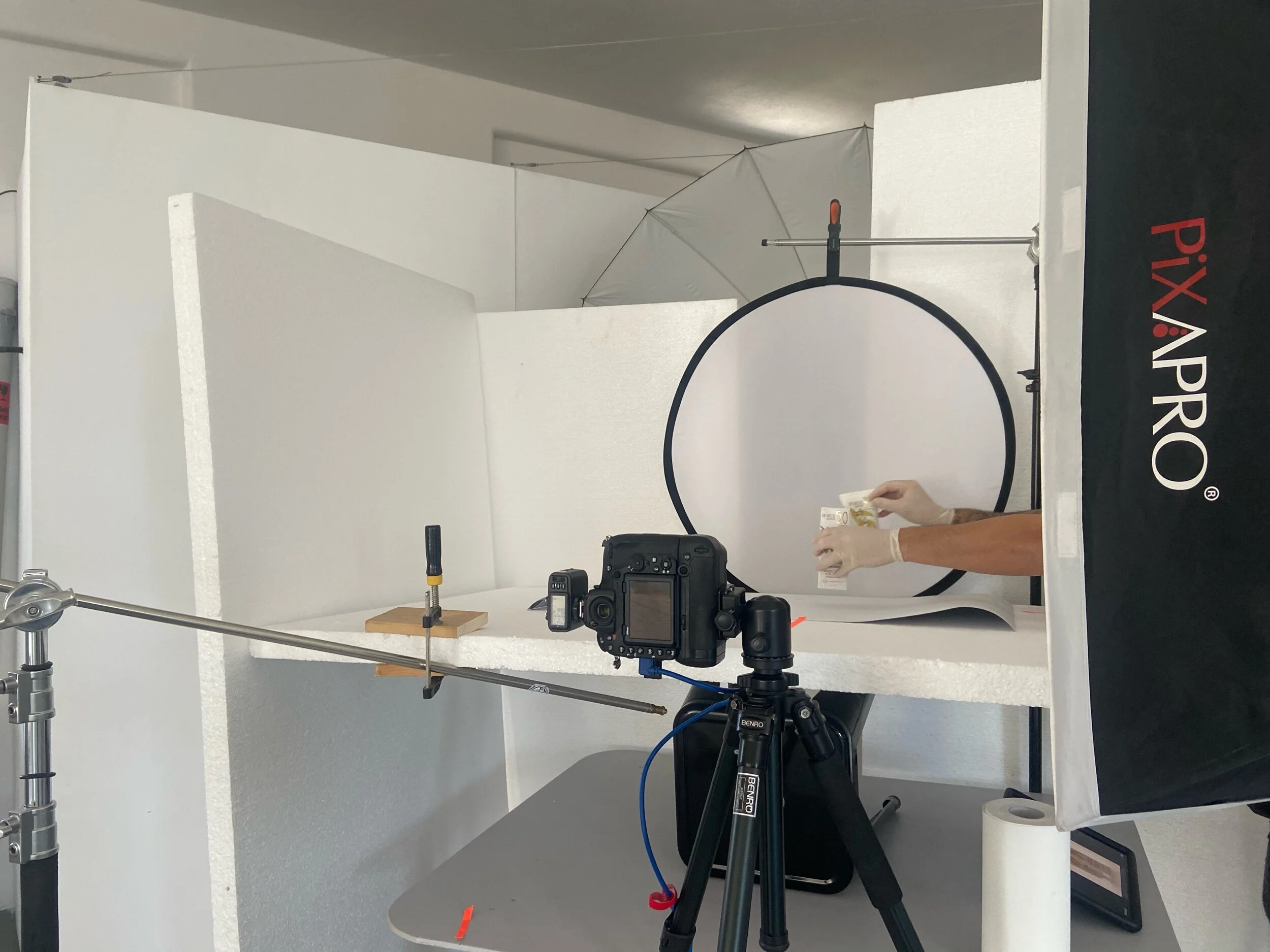 Pack-shoot for beauty product.