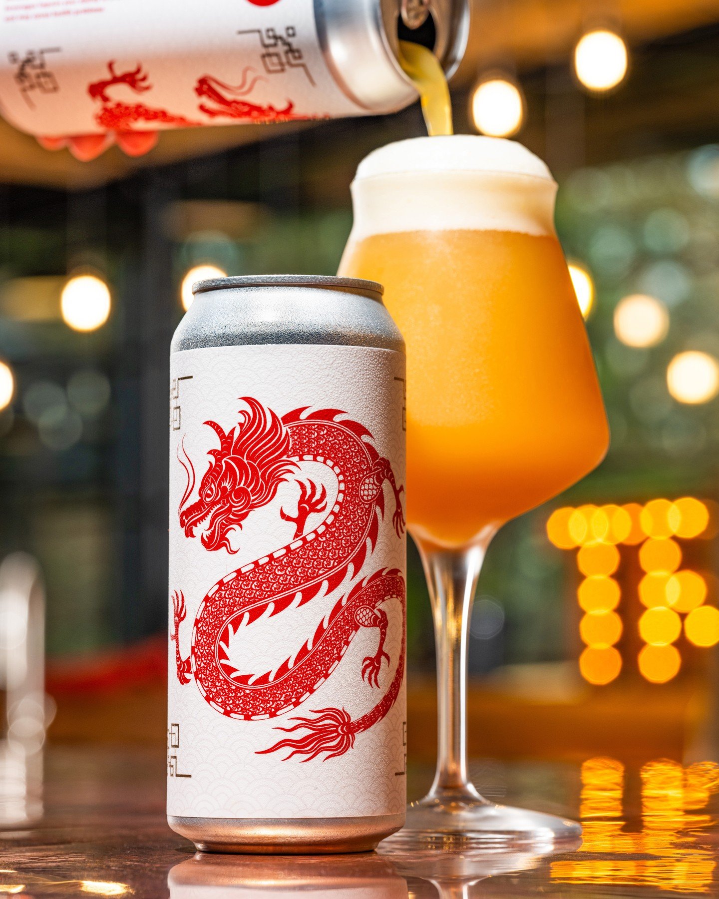 We loved Year of the Dragon so much we had to take another crack at it.

You can purchase this gem at any Massachusetts Tree House location today. 

🐉🀄️🐉

#productphotography #productphotodaily #photography #craftbeer #treehousebrewing #beergram #