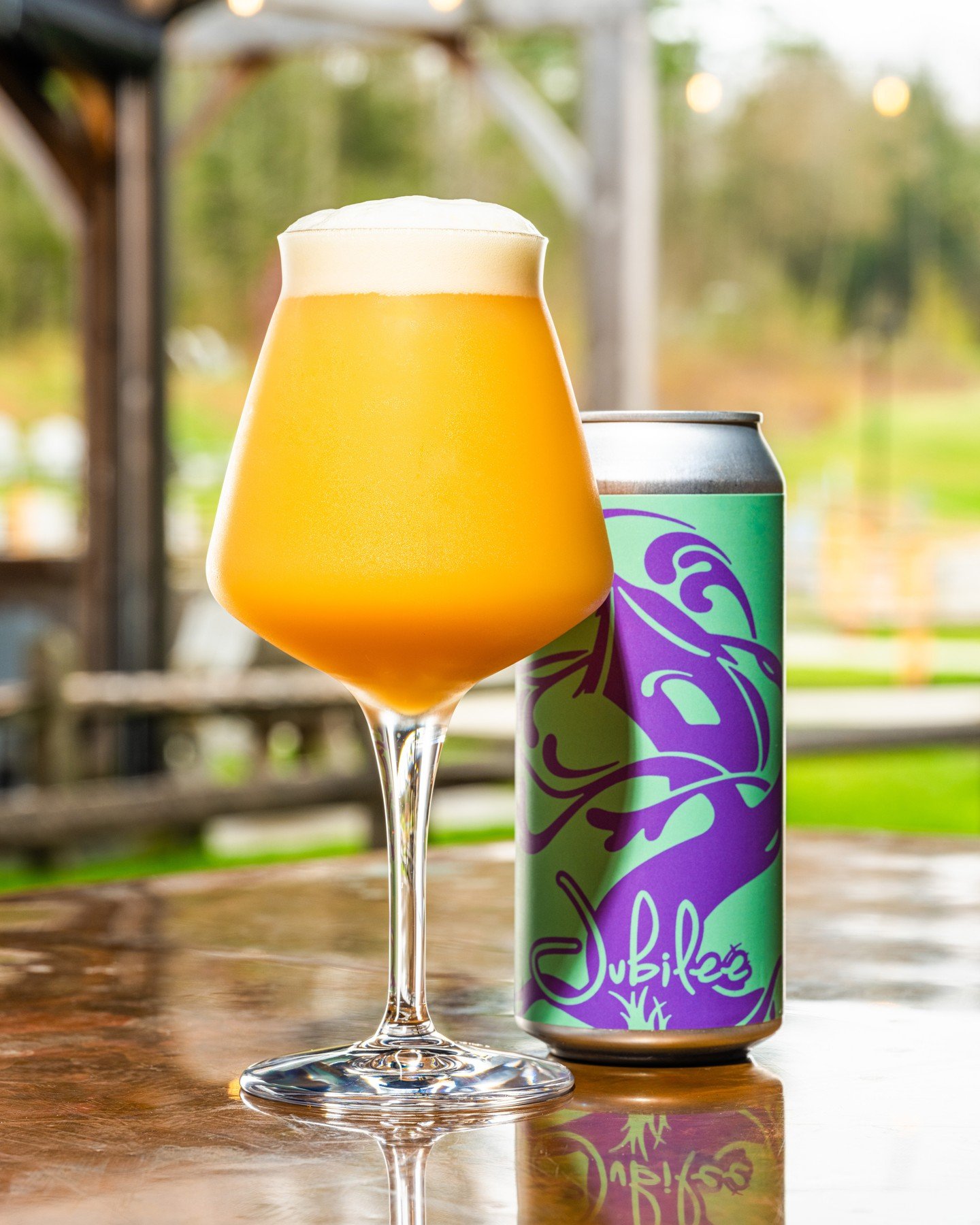 Every once in a while, a hop comes along that speaks to us in a way that few others do. 

Peacharine, from New Zealand, is one of those hops. Featuring incredible stone fruit notes layered throughout the experience, Jubilee showcases this delightful 