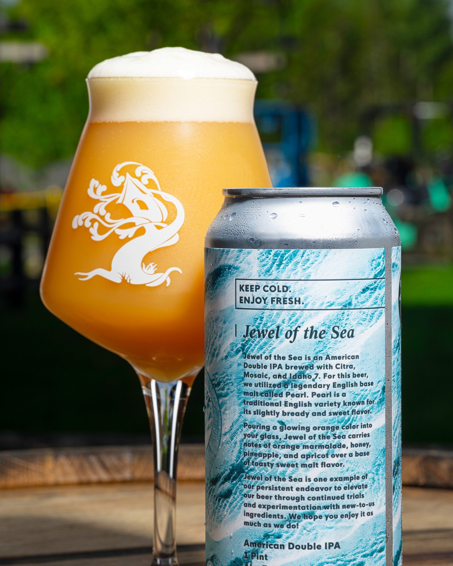 Jewel of the Sea is an American Double IPA brewed with Citra, Mosaic, and Idaho 7. For this beer, we utilized a legendary English base malt called Pearl. Pearl is a traditional English variety known for its slightly bready and sweet flavor. 

Pouring