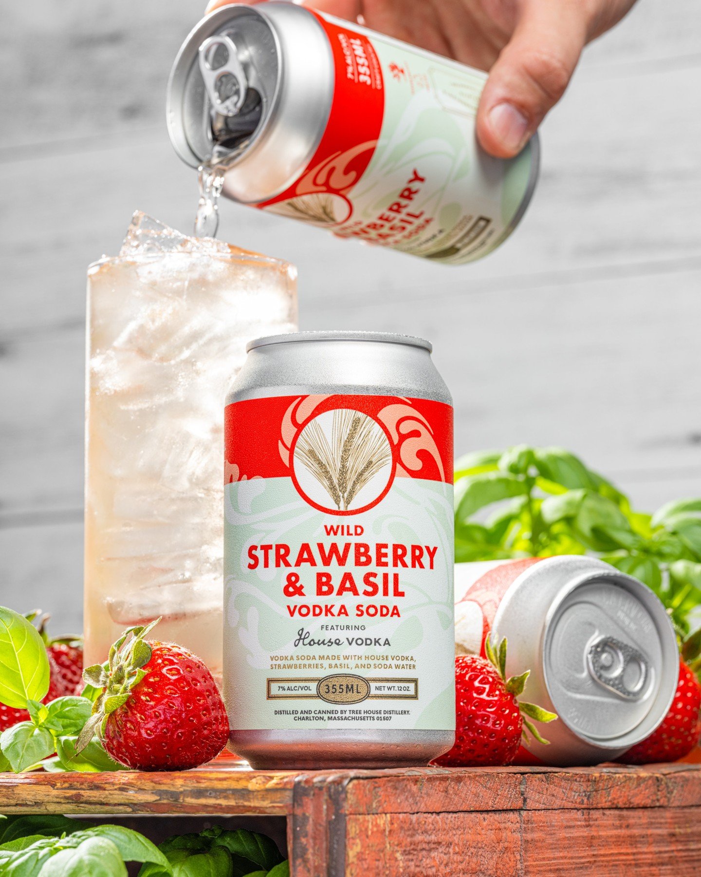 Alllllright, alright, alright.

It's Friday, the weekend looks mint, and we've got the goods rolling down our canning line into your loving embrace, starting with a fresh round of Strawberry &amp; Basil Vodka Soda.

#productphotography #photography #