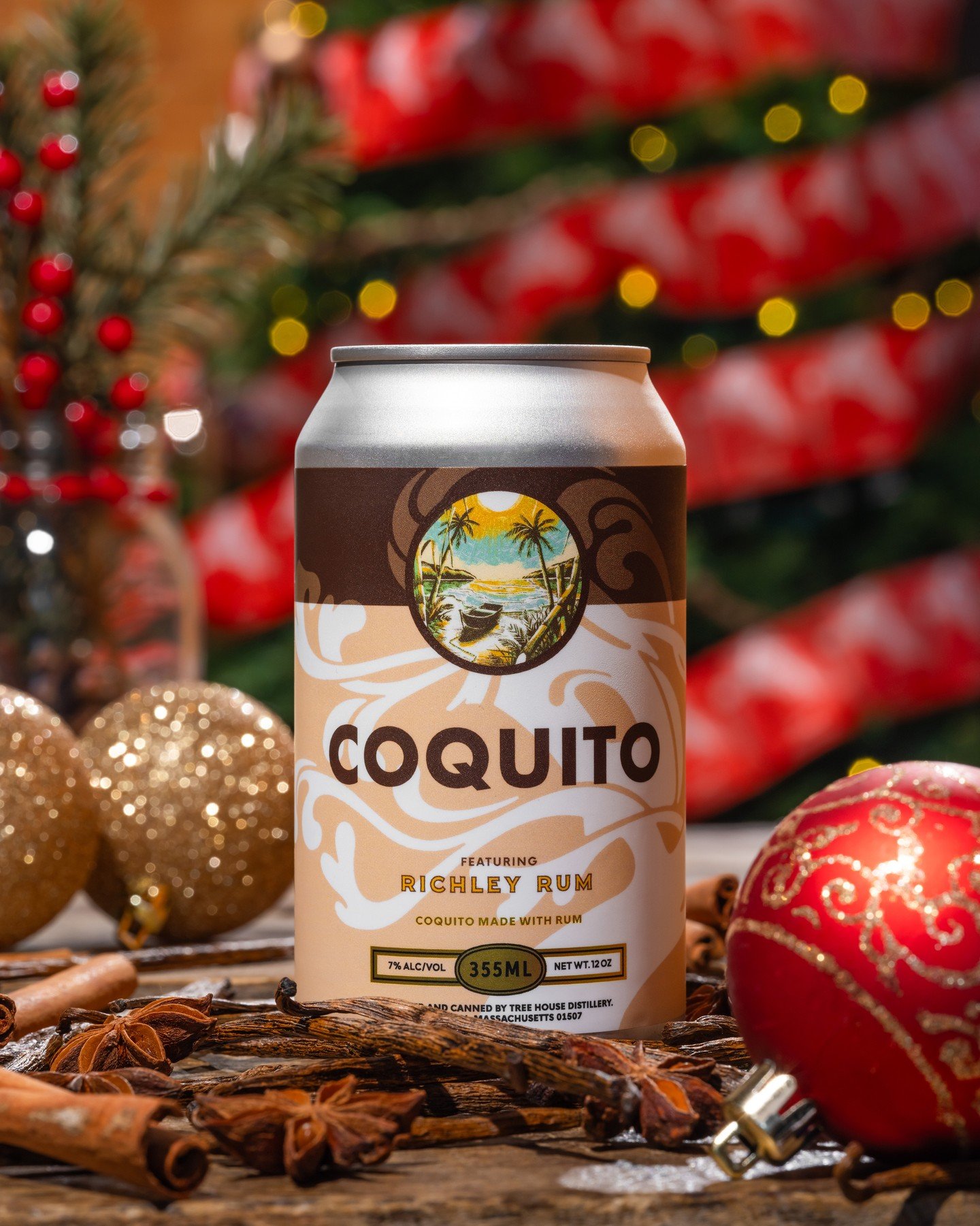 The year's second batch of Coquito lands in our coolers today!

🥥🧉🥥🧉🥥🧉

This rich, creamy holiday classic is a phenomenal sipper for all of your holiday celebrations.

Stay tuned, a festive day lies ahead!

#productphotography #photography #cra