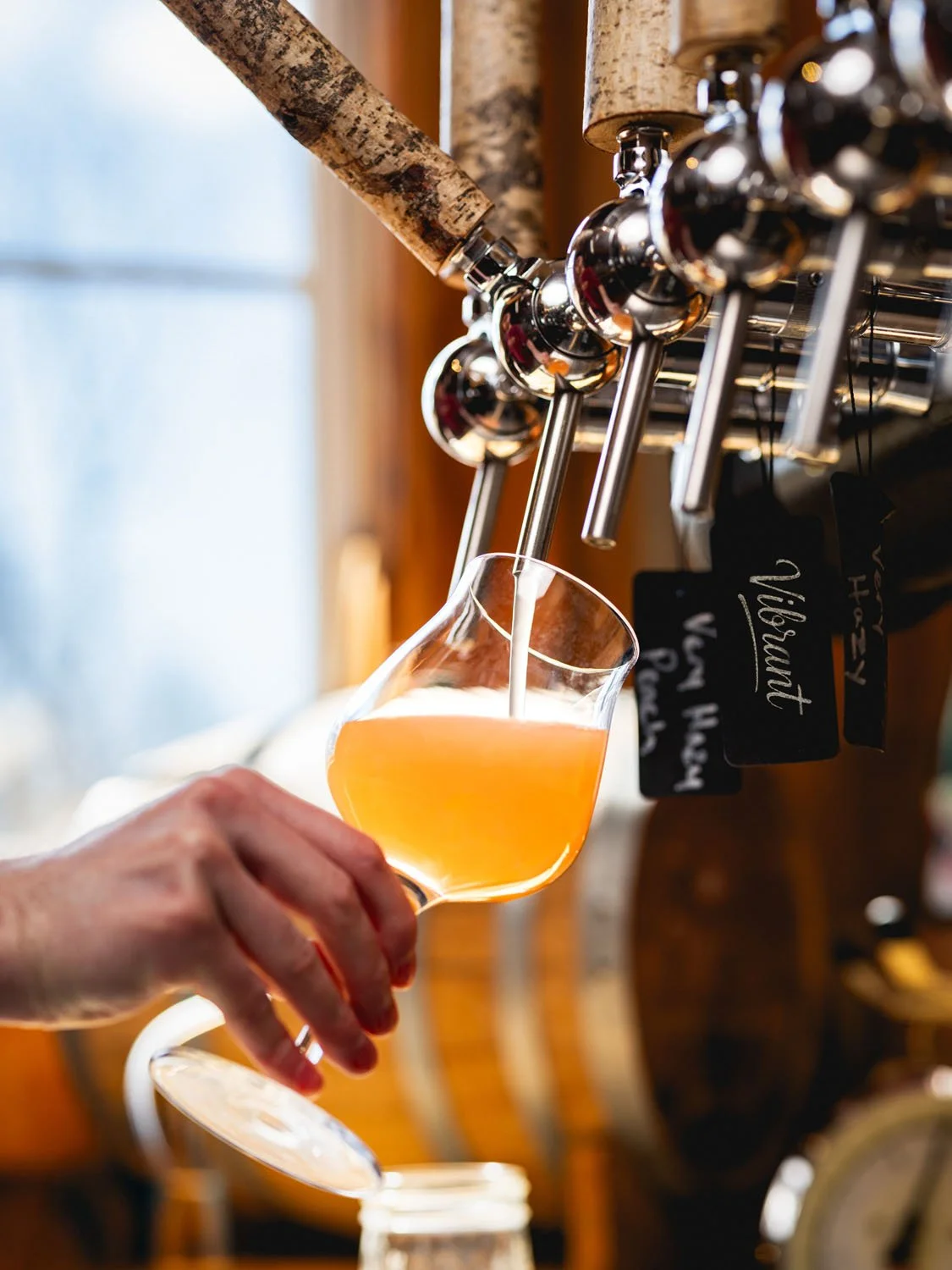 Exciting day down in Woodstock - today we're pouring a fresh batch of Vibrant, our House cider made with a blend of estate and Connecticut-grown apple pressings.

Bright, clean, and expressive, Vibrant is a lovely companion to an afternoon at the far