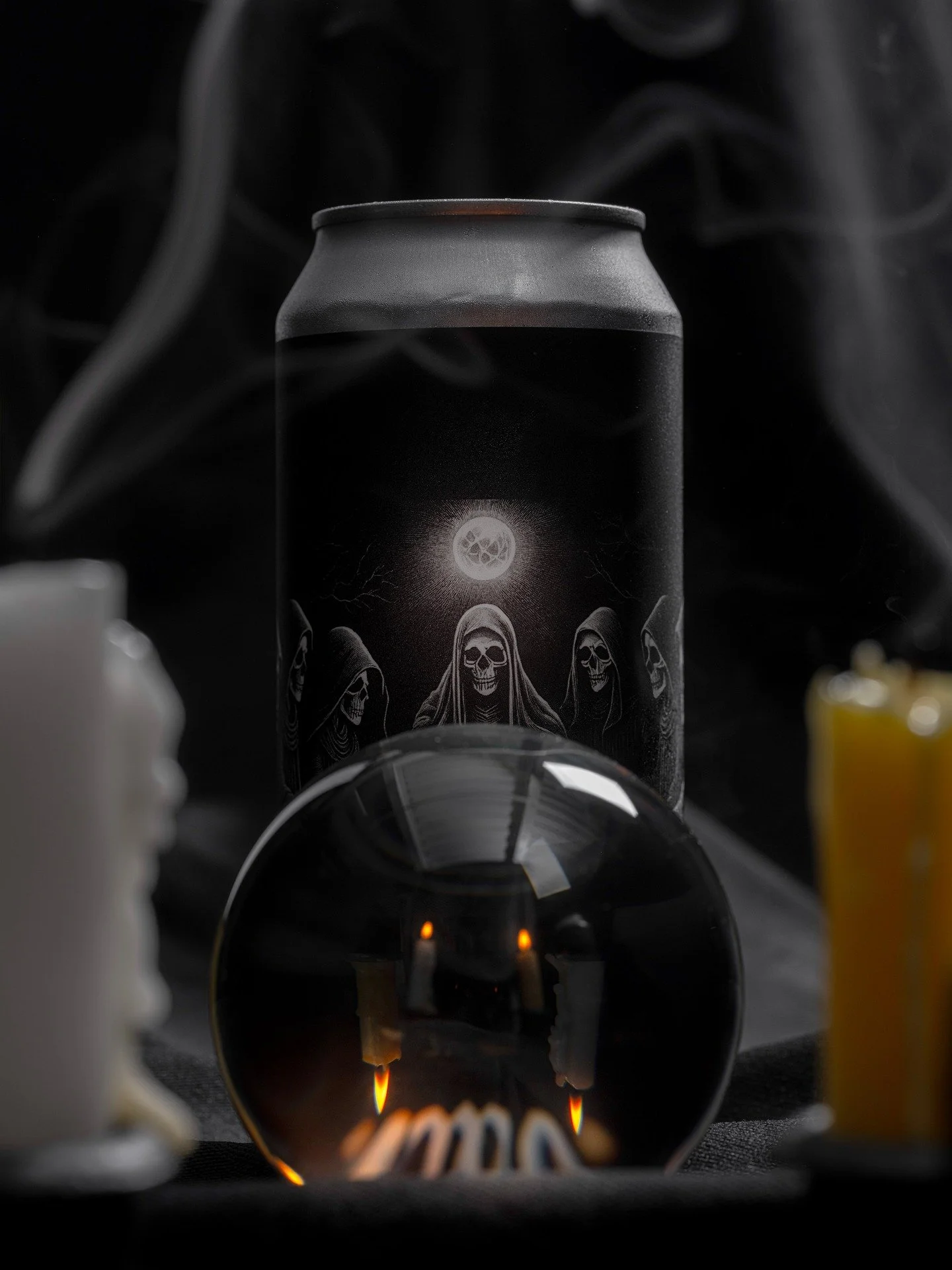 Hops from Planet X.

Otherworldly uses a truly wild blend of hops from one of our favorite regions: New Zealand.

Mega Motueka, Manalita, Nelson, and a lupulin-rich concoction called phantasm powder create a rush of hoppy flavor. Notes of citrus zest