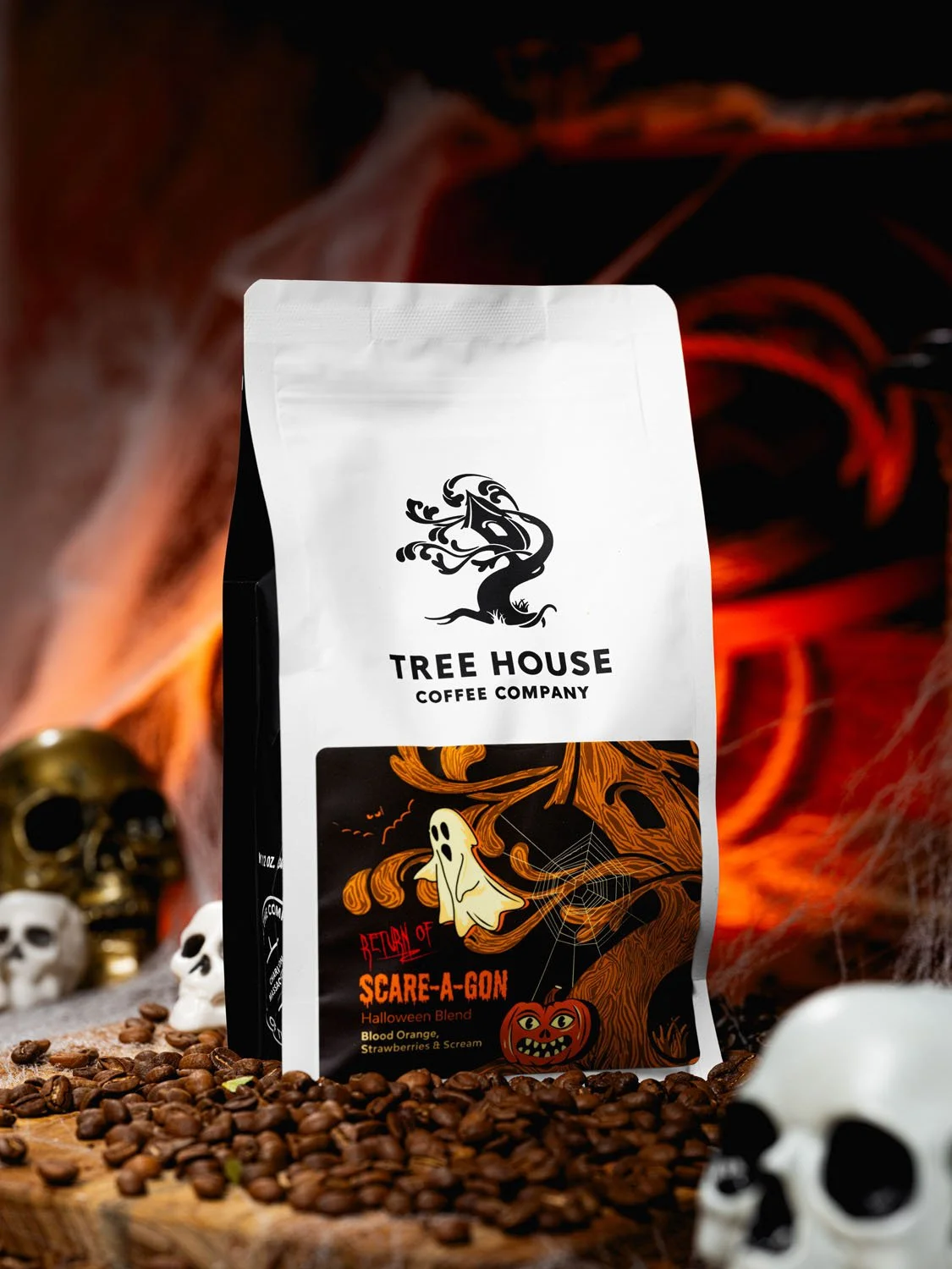 Rounding out the caffeinated portion of our morning is Scare-a-gon in whole bean form.

#productphotography #photography #productphotodaily #coffeegram #coffeelover 
#coffeephotography #cofffeepic #coffee #treehousebrewing #fujifilm #gfx100II @fujifi