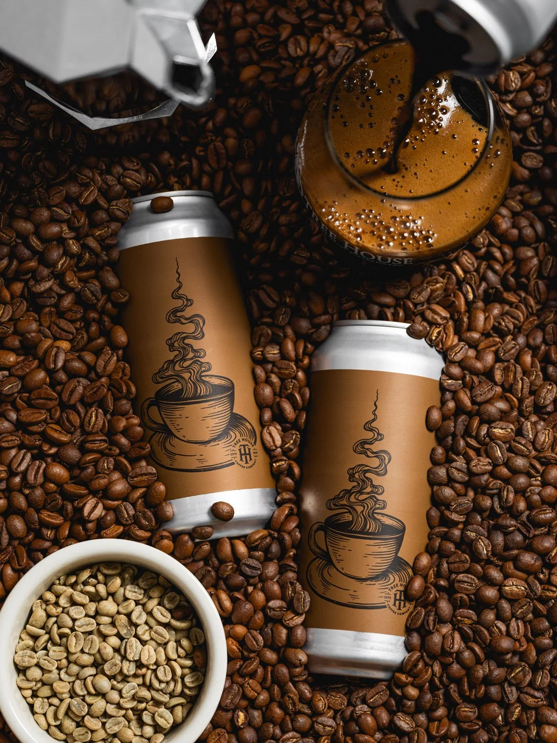 We wanted something special for Halloween, and Single Shot is our version of handing out full-size candy bars.

Decadent yet balanced, it's full of rich notes of dark chocolate and house-roasted coffee.

#productphotography #productphotodaily #photog