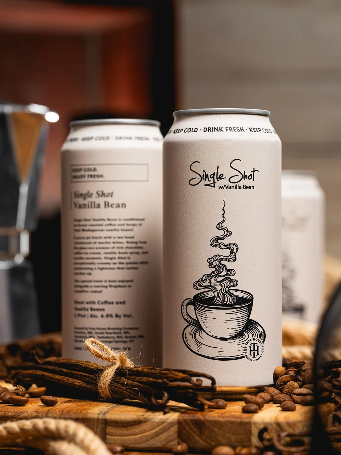 We also conditioned a portion of this batch on macerated vanilla beans. It's a stunning example of how one simple ingredient can transform a beer. 

Mellow vanilla notes evoke the aroma of creamy lattes and frosted cookies. This beer strikes a great 