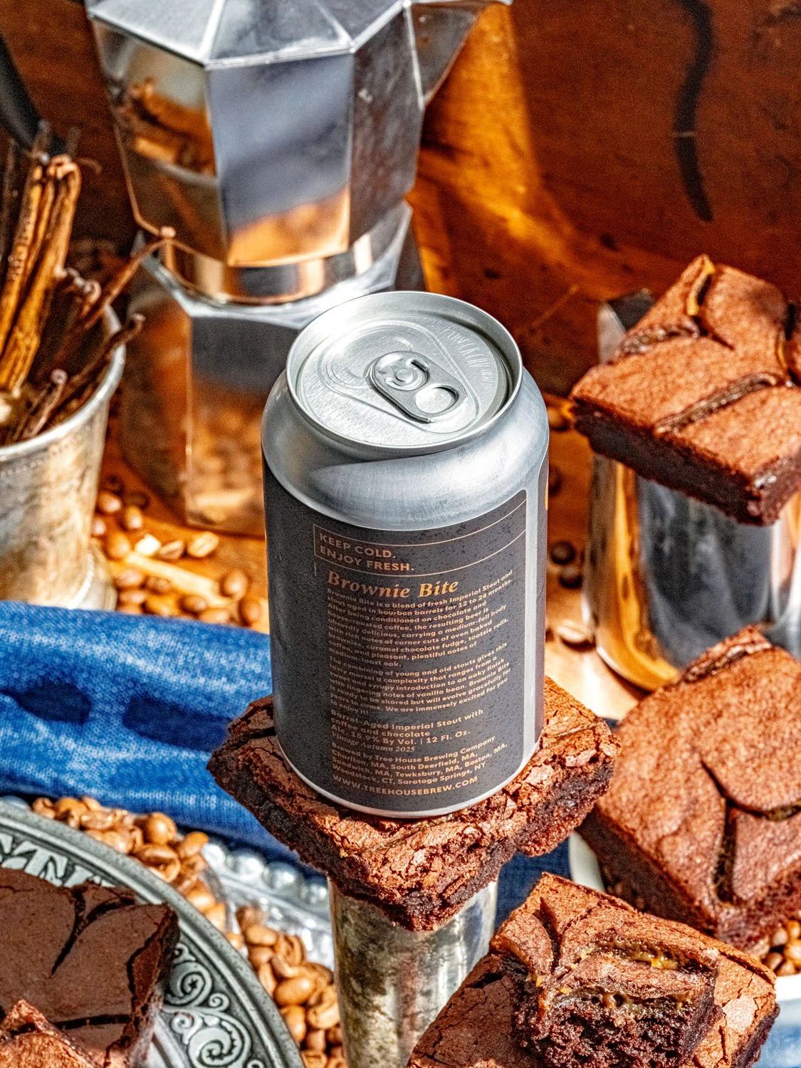 🚨 Brownie Bite is here!🚨

Brownie Bite features a blend of fresh and bourbon-barrel-aged stout, aged 12 to 24 months. After being conditioned on chocolate and house-roasted coffee, the resulting beer is absurdly delicious, carrying a medium-full bo