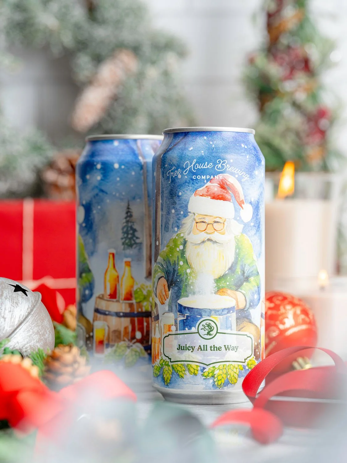 Cue the Vince Guaraldi Trio!

Juicy All the Way is one of our seasonal DIPAs using inventive ingredients to bolster our juicy hop blends. Its orange and pineapple notes get a sweet boost from orange-honeybush tea.

Honeybush tea is similar to the pop