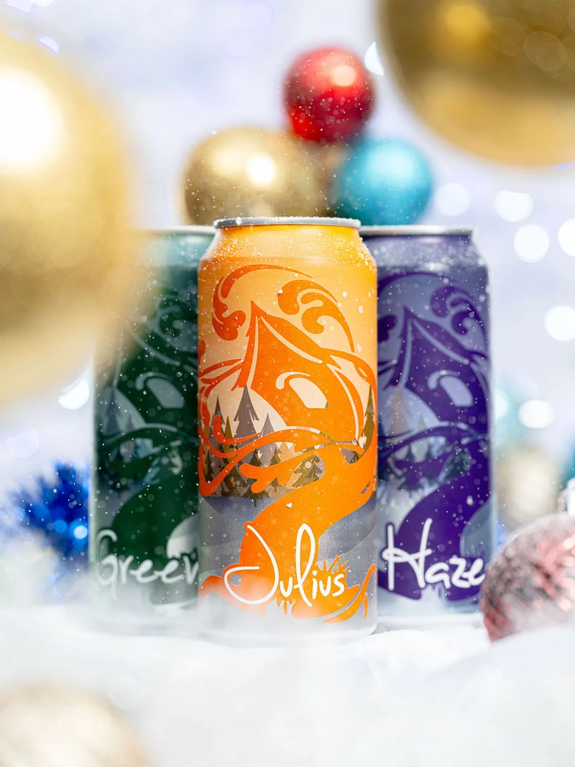 This festive one-time look for the Big Three is making its way around this weekend.

Don't miss it!

#productphotography #productphotodaily #photography #craftbeer #treehousebrewing #beergram #beerstagram #beersandcameras #beerlover #beerbeerbeer #be