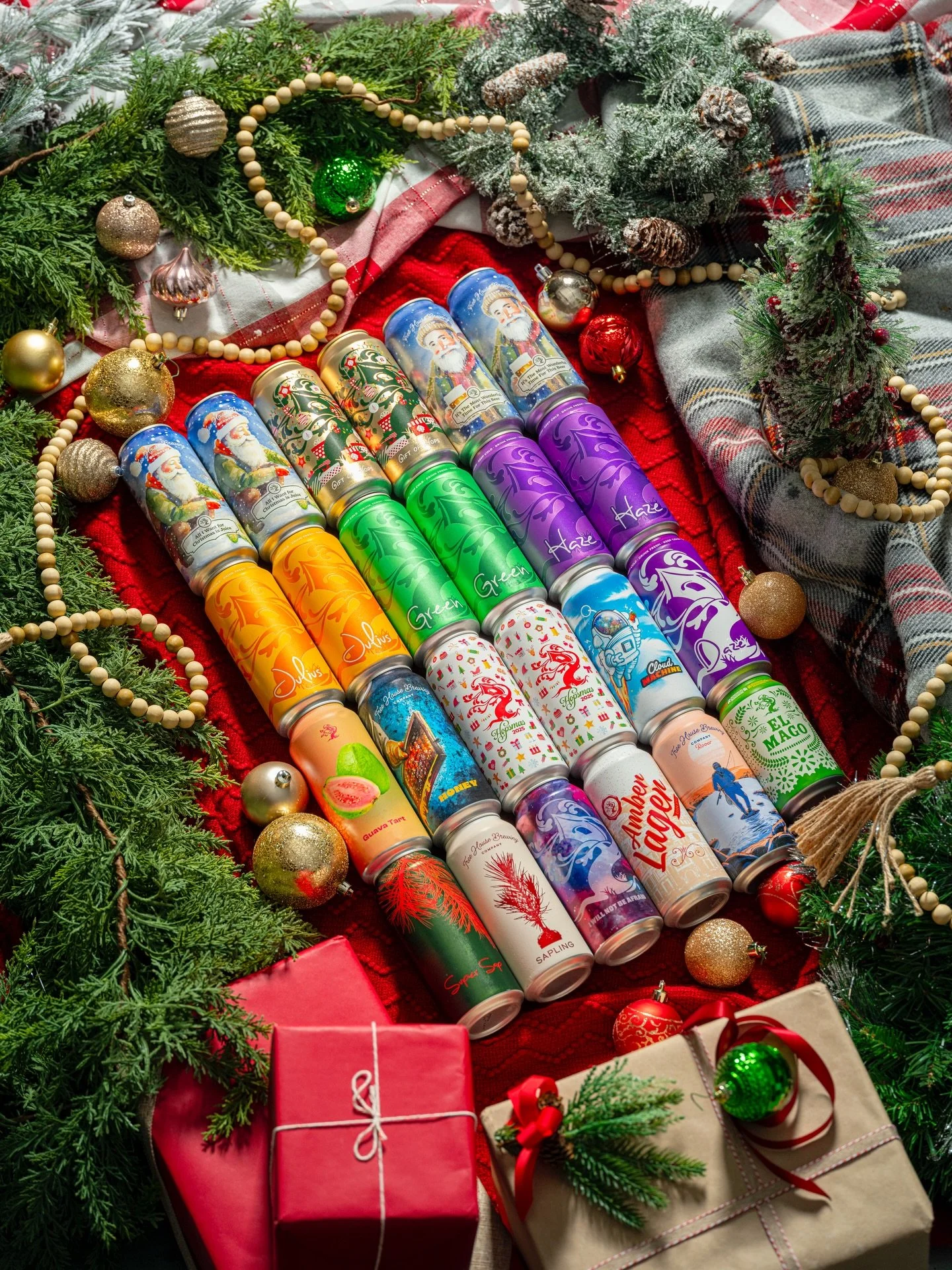 Extended hours begin tomorrow and to celebrate, a final holiday gift pack drops in all applicable locations: The Brewer&rsquo;s Choice Gift Pack.

Curated with brewer favorites, it has everything from the classics, to holiday one-offs, and crew favor