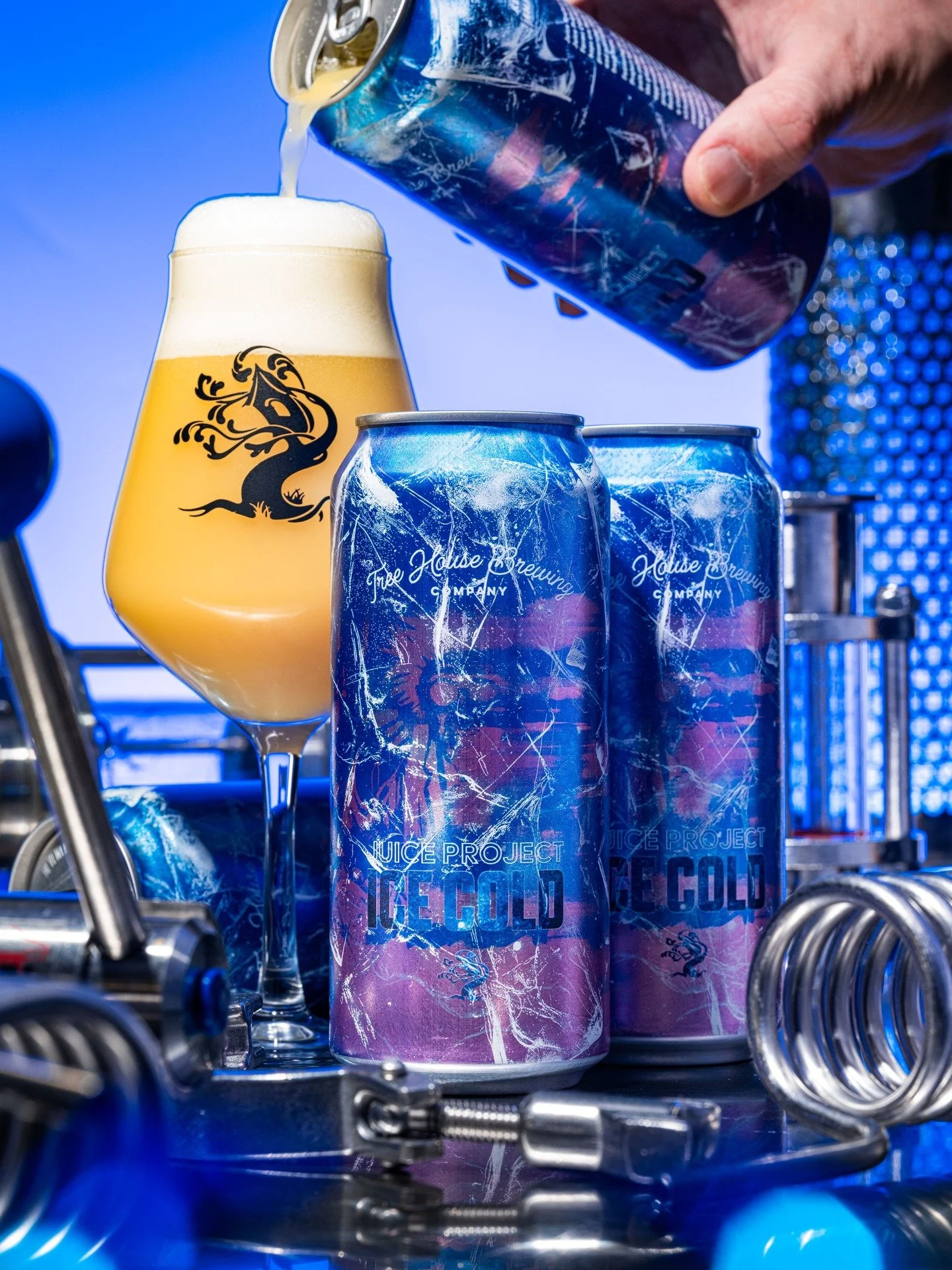 Juice Project Ice Cold is a rendition of Juice Project featuring a blend of Crosby Farms CGX NUVO processed hops! These hops are flash-frozen during harvest, preserving 100% of their essential oils and providing 3X the lupulin of fresh hops.

Our agg