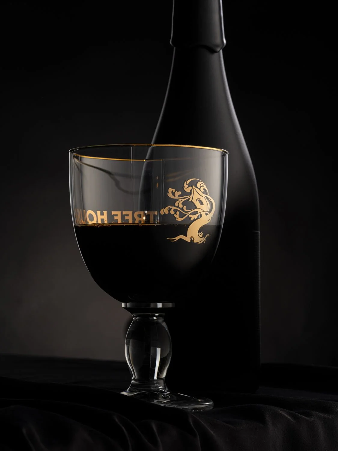 Day 12 of Glassuary features a magnificent Belgian Chalice with a metallic gold design.

Big, sturdy, and elegant, this is a glass to covet.

. . .

Glassuary is a two-week event we host each year at Tree House, with each day featuring a unique glass