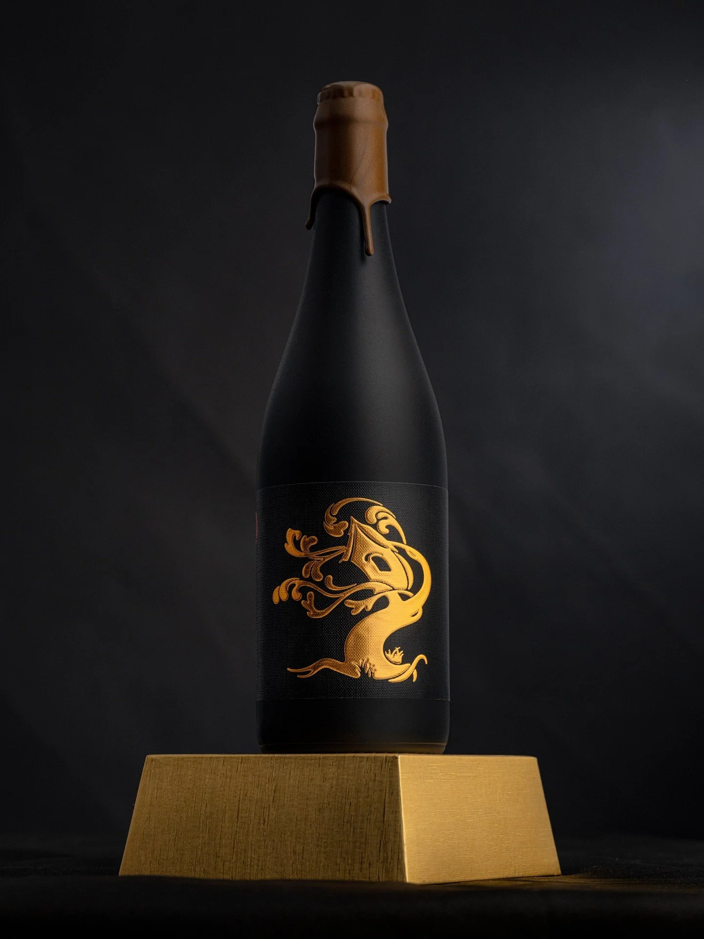 We've been thinking about, working with, and giving exceptional care and attention to Cinnamon Amburana Truth for a long time.

This variation of Truth was conditioned on whole cinnamon sticks and Amburana, a Brazilian hardwood. This tropical wood is