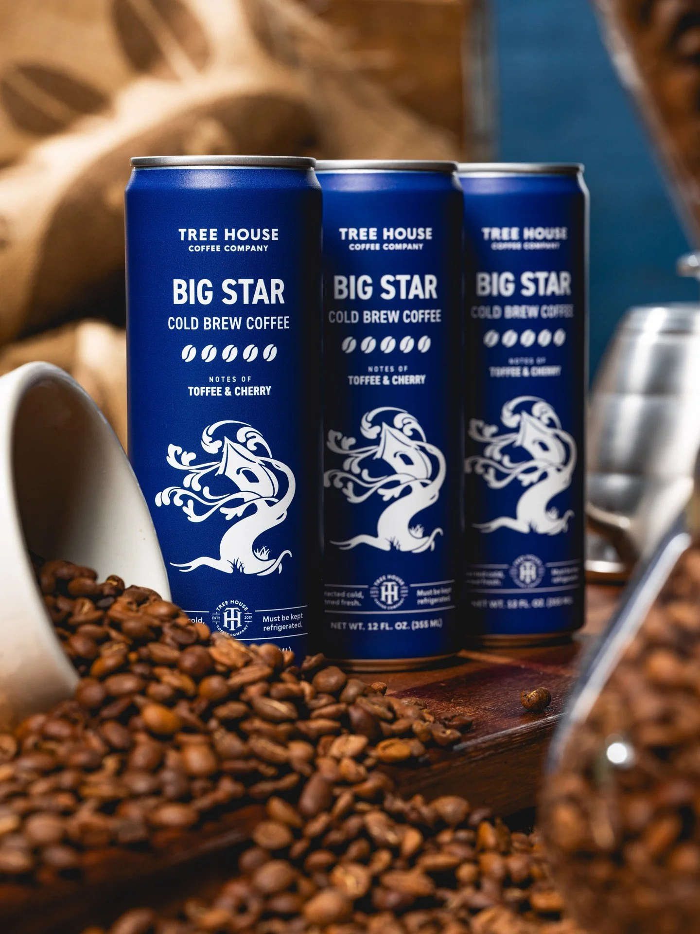 One of our foundational releases is back in Cold Brew, featuring stunning notes of chocolate, amaretto syrup, and ripe pear.

Big Star is the result of collaboration and love for our craft. In the early days of our coffee program, we invested in Pabl