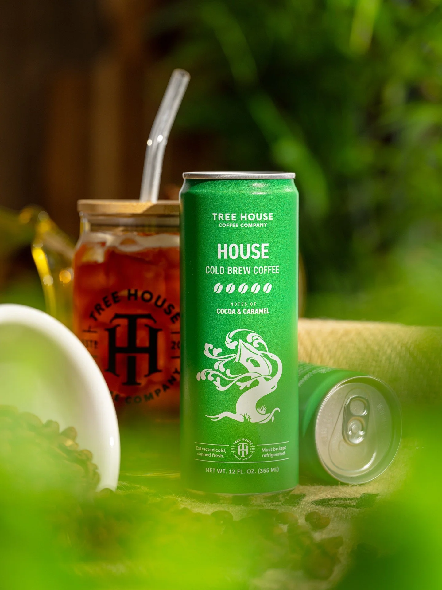 House Cold Brew is getting in on the Green Week action with a limited-run can. This novel sipper checks the most important boxes: crisp refreshment while carrying rich character. It's oh-so-snappy with notes of caramel and cocoa!

This is one of the 
