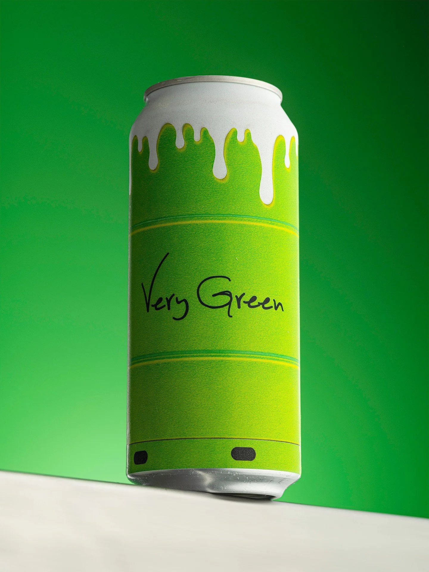 We've got some fun one-off Very Green single cans that will randomly be assigned to four-pack orders today and through the weekend (and maybe beyond).

The first is the iconic waxed keg look, in a numbered edition of 50. 

Stay tuned to the feed to s
