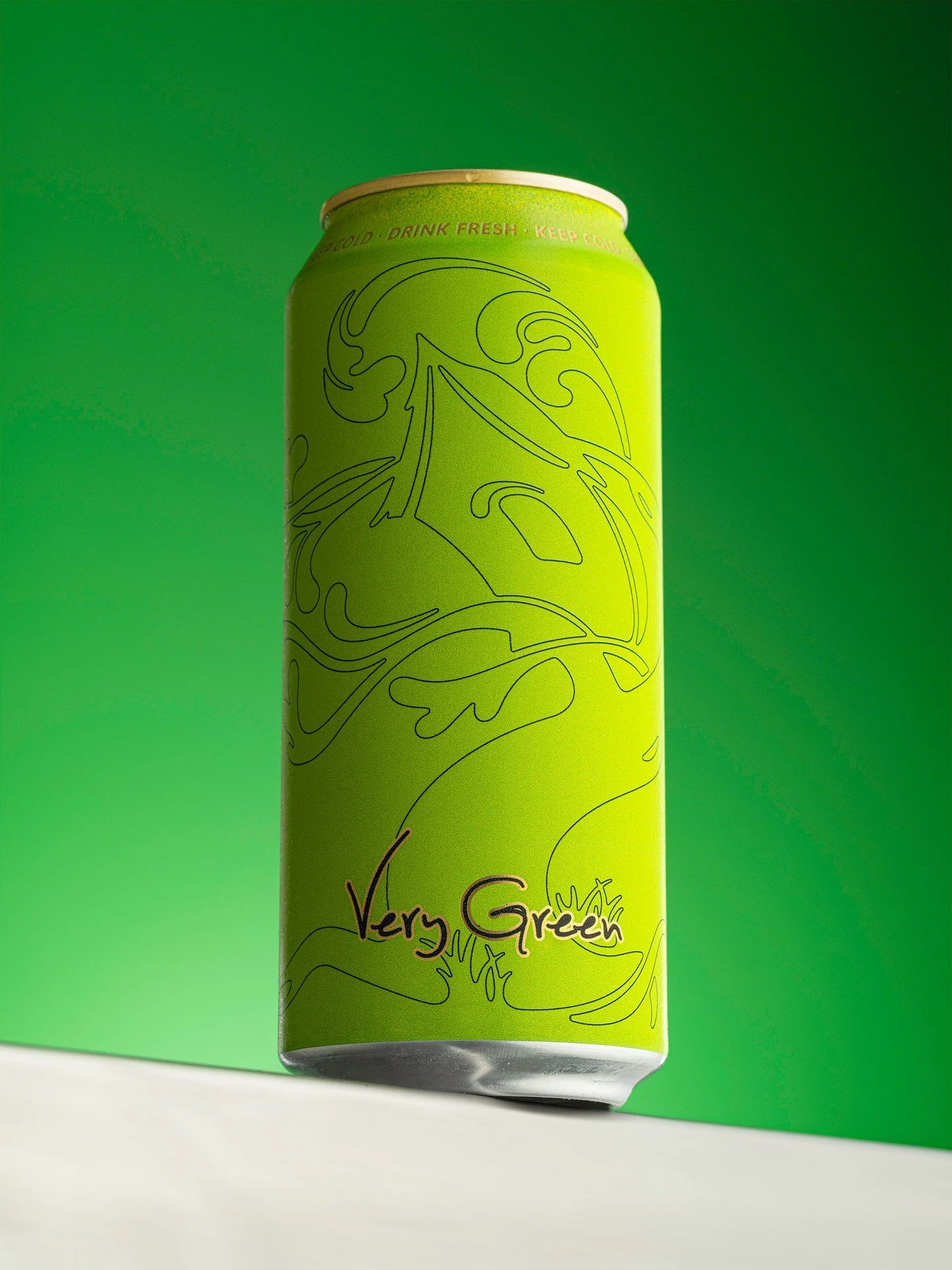 We've got some fun one-off Very Green single cans that will randomly be assigned to four-pack orders today and through the weekend (and maybe beyond).

Sublte, elegant, green and gold. Edition of just Five. 

These are inserted by chance into 4-pack 