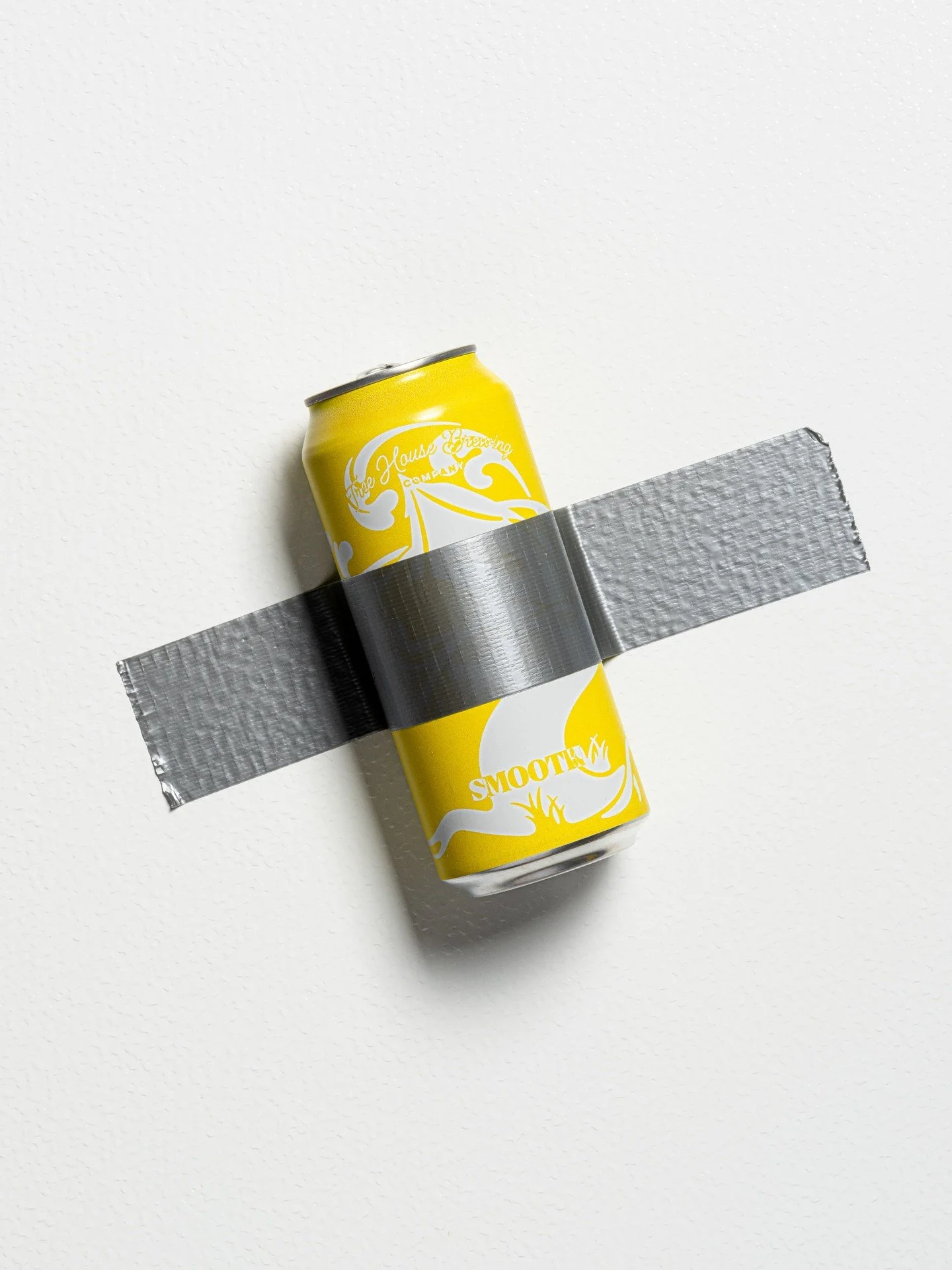 You've been struck by a Smooth batch of Julius.

A hearty welcome back to the origins of our quest to blend the fluffy, creamy texture of smoothies into IPA form. We diverted a small amount of our fresh batch of Julius and conditioned it on banana pu